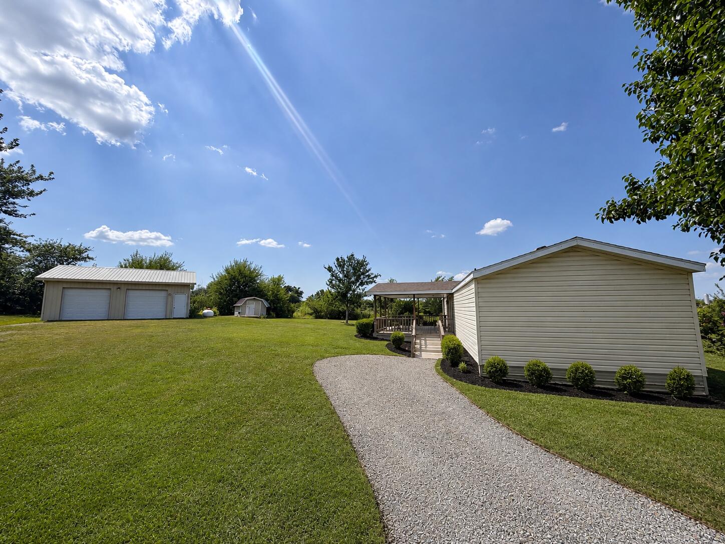 16075 Private Road 1091 Property Photo 1