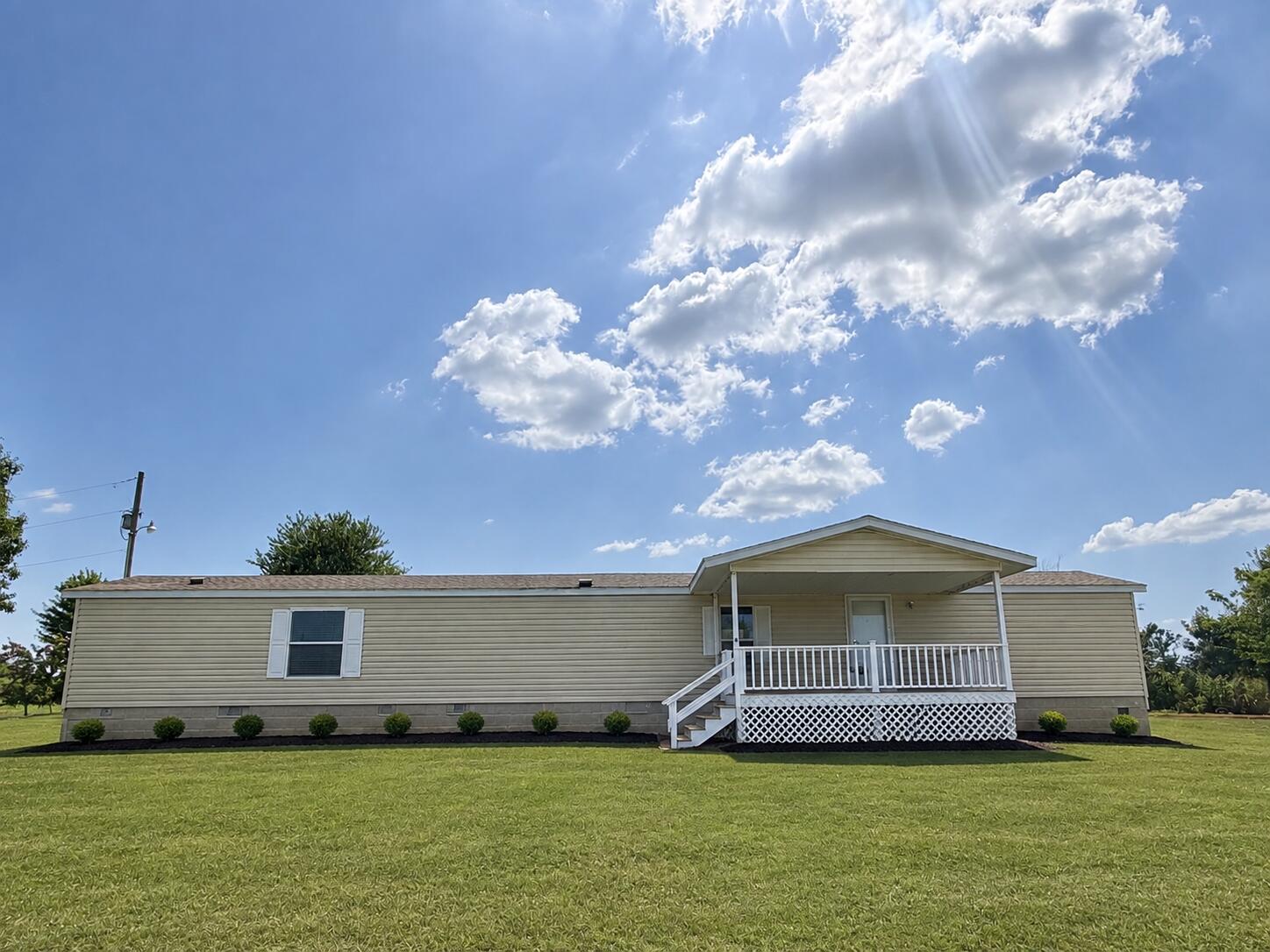 16075 Private Road 1091 Property Photo 4
