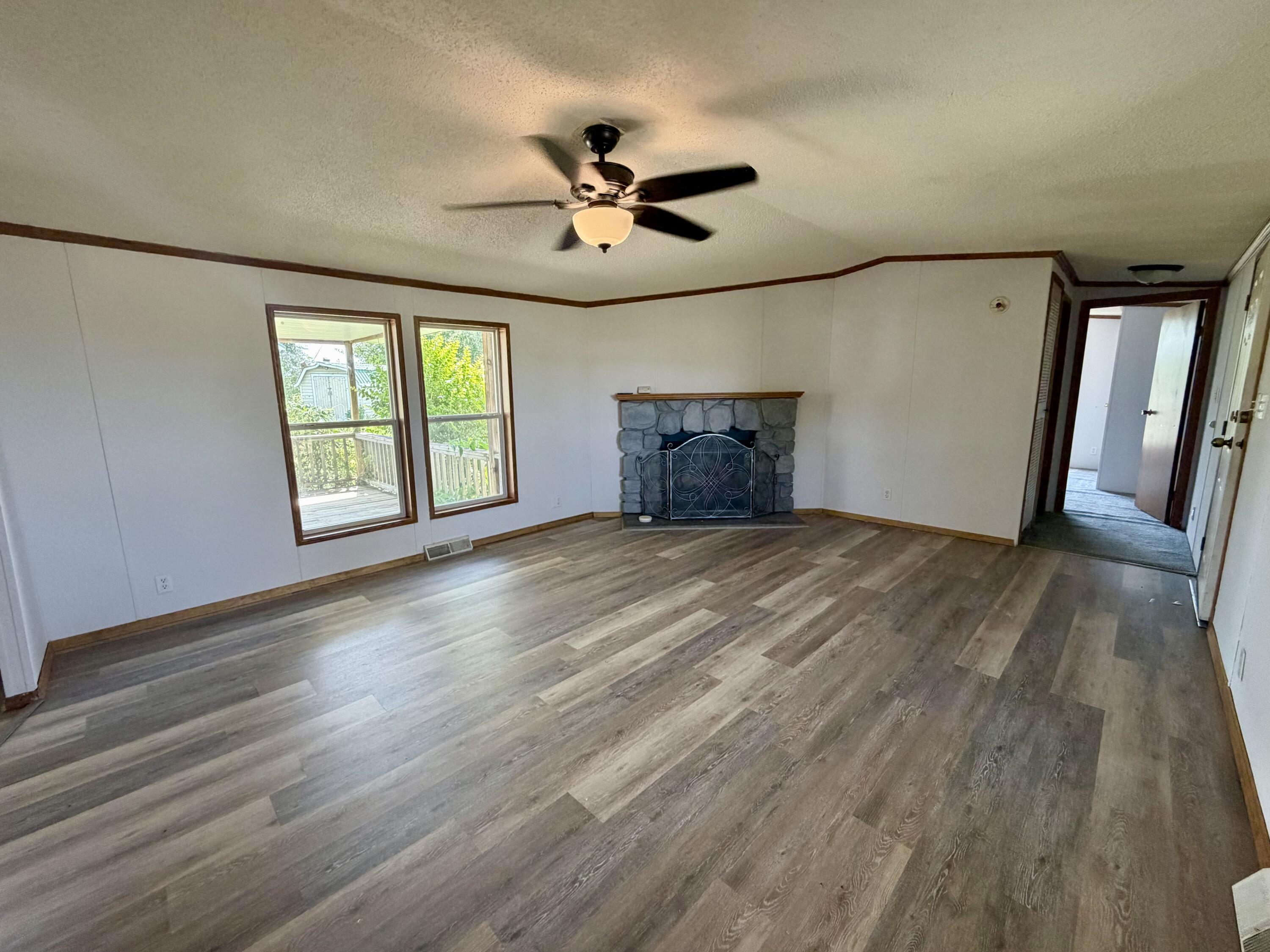 16075 Private Road 1091 Property Photo 10