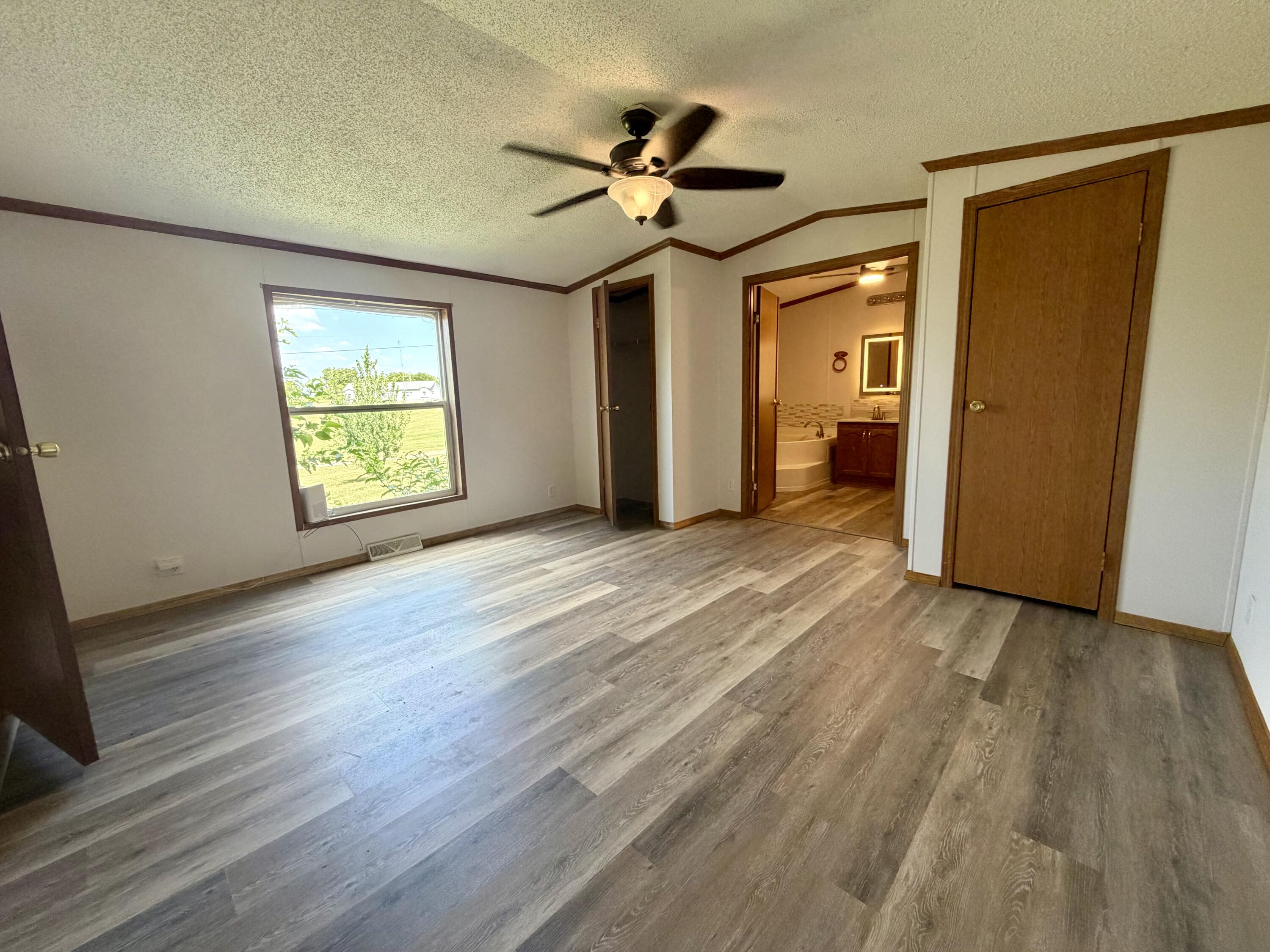 16075 Private Road 1091 Property Photo 18