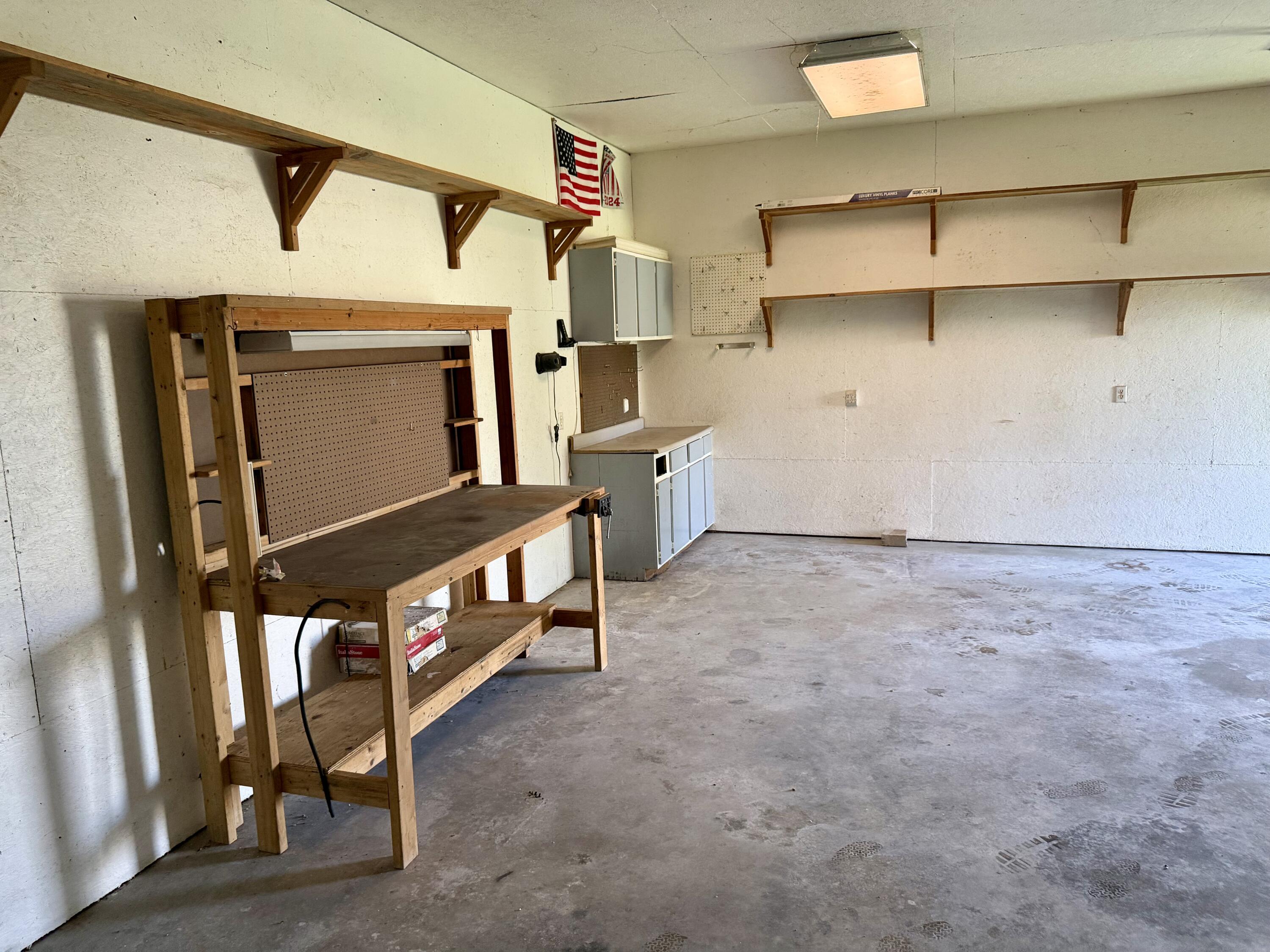 16075 Private Road 1091 Property Photo 34