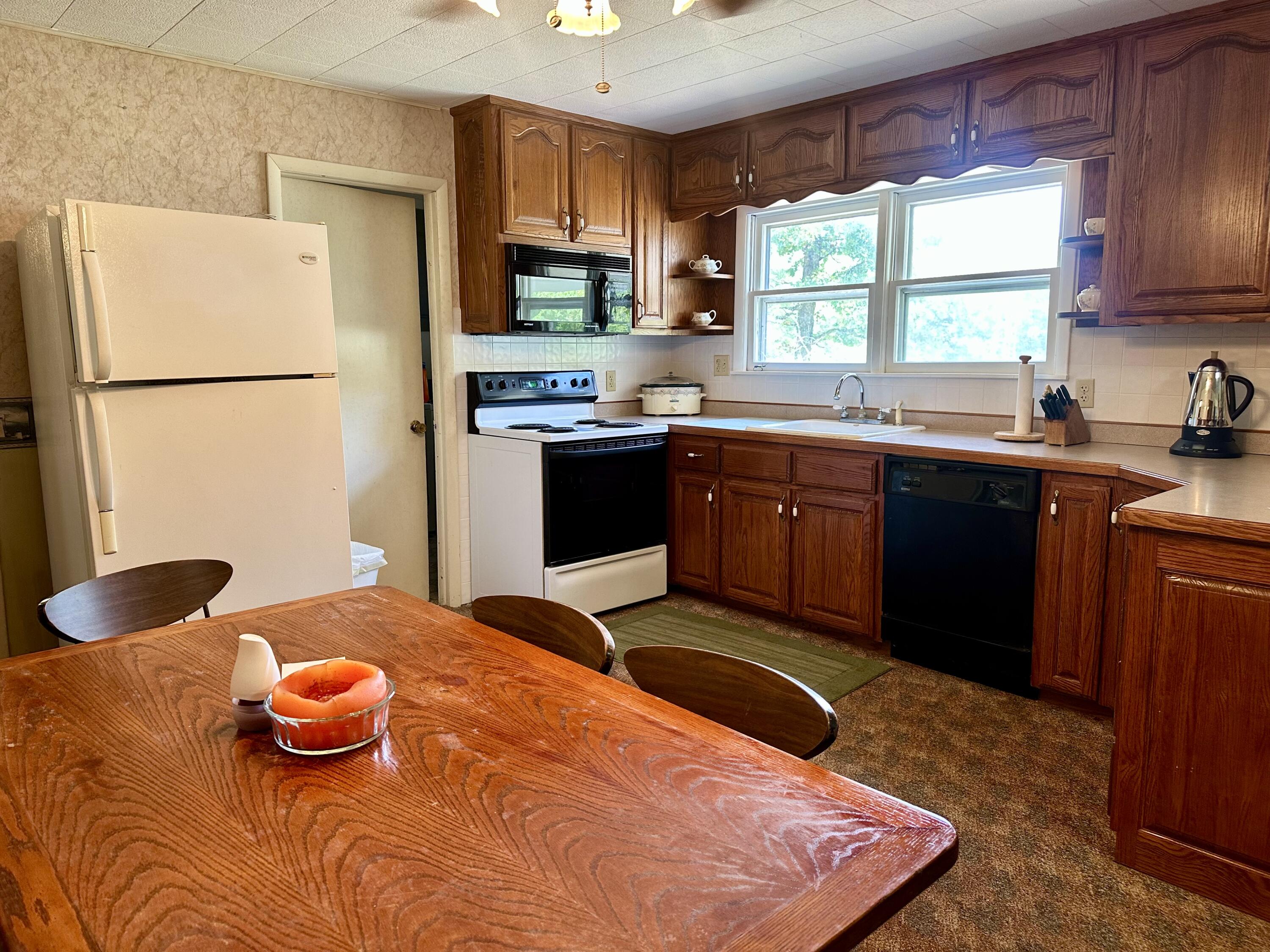 121 Paula Avenue Property Photo 14