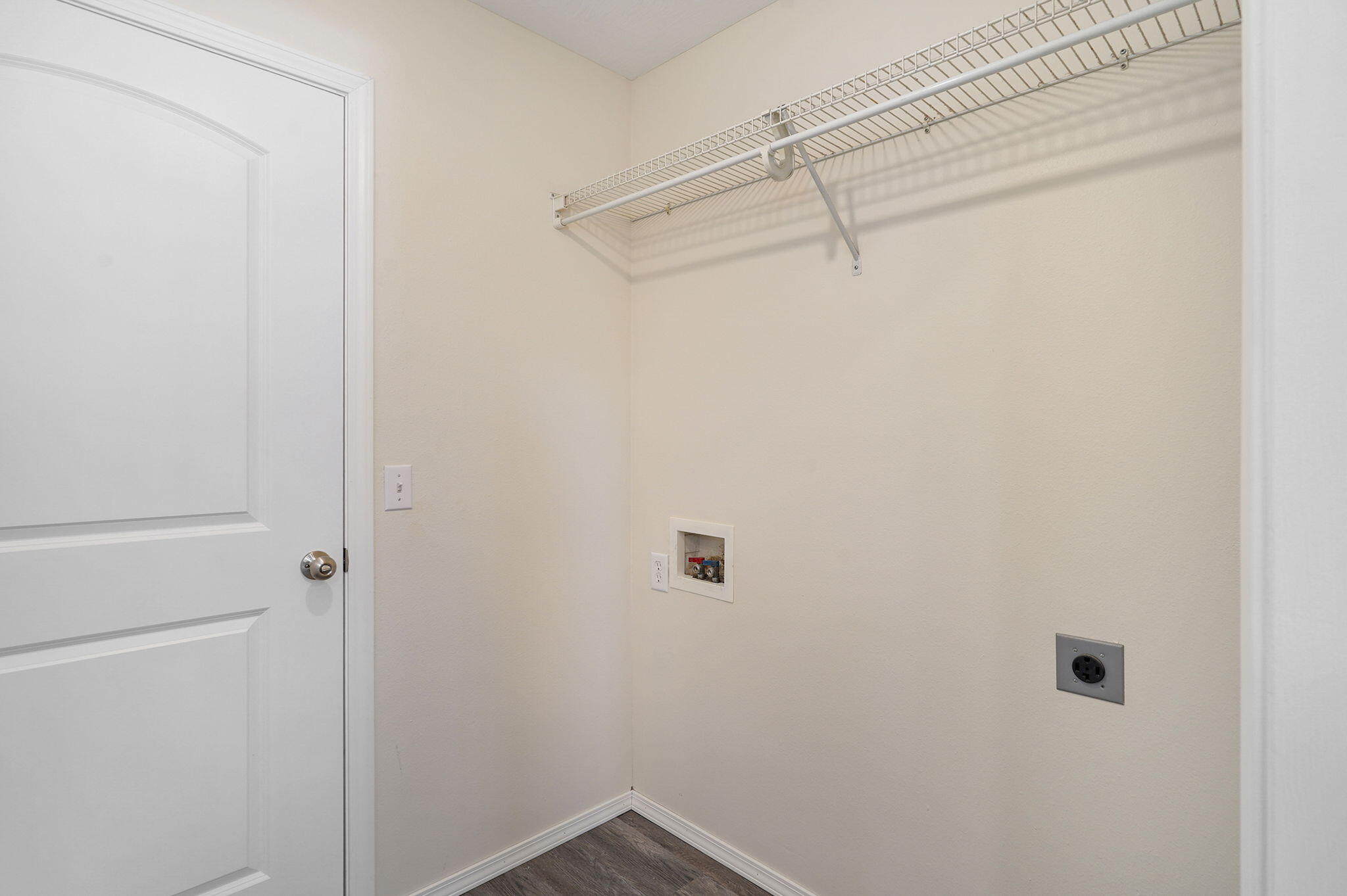 2134 North Howard Avenue Property Photo 17
