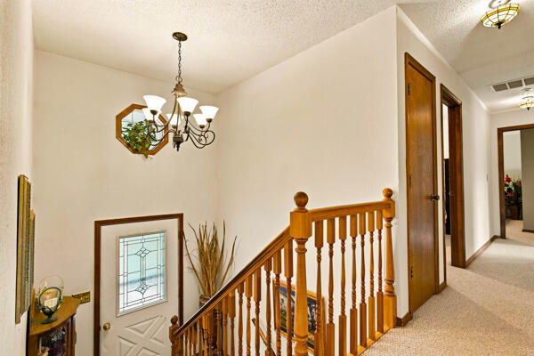 410 Sommer Lane Property Photo 5