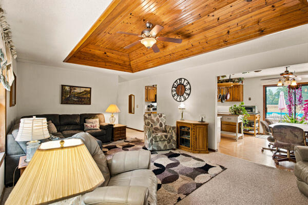 410 Sommer Lane Property Photo 7