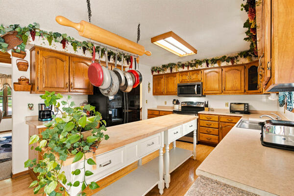 410 Sommer Lane Property Photo 12