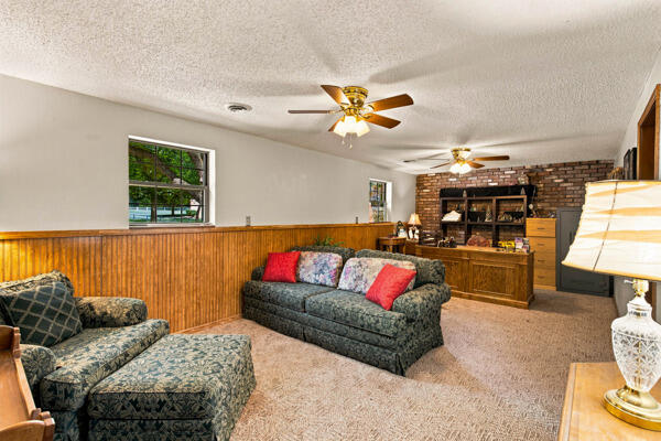 410 Sommer Lane Property Photo 28