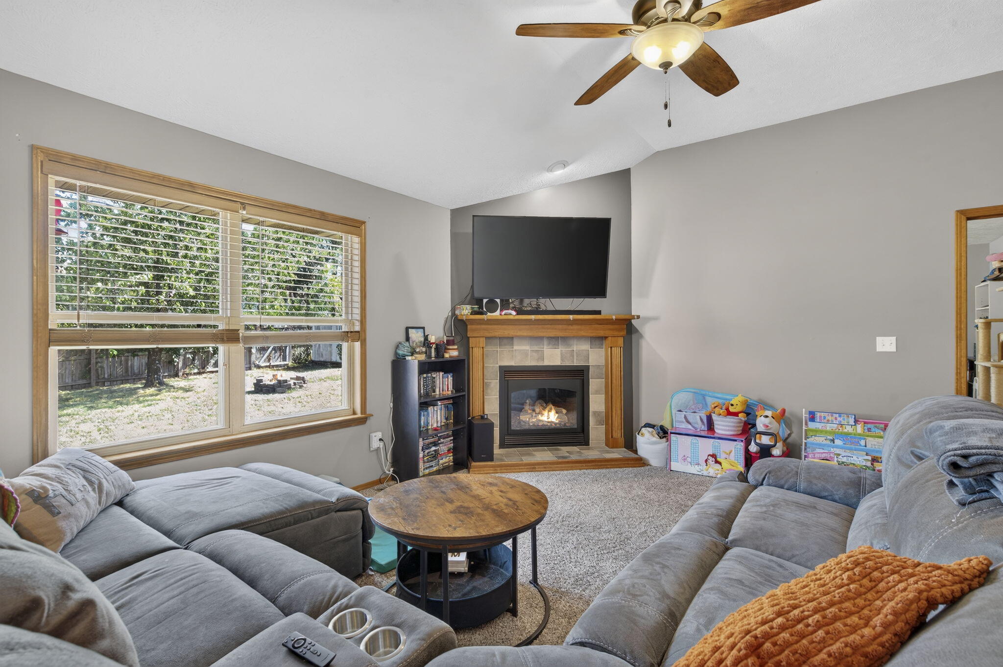 3527 West Vincent Drive Property Photo 5