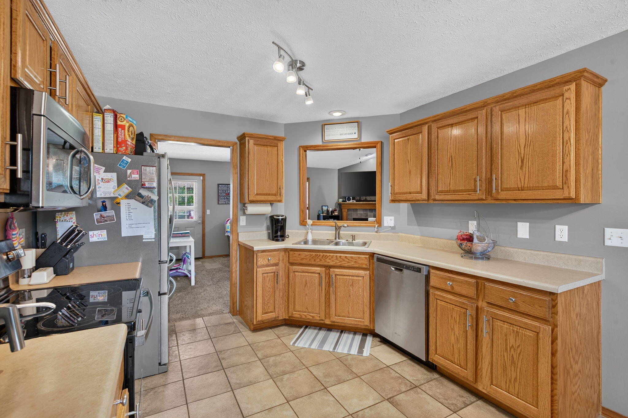 3527 West Vincent Drive Property Photo 7