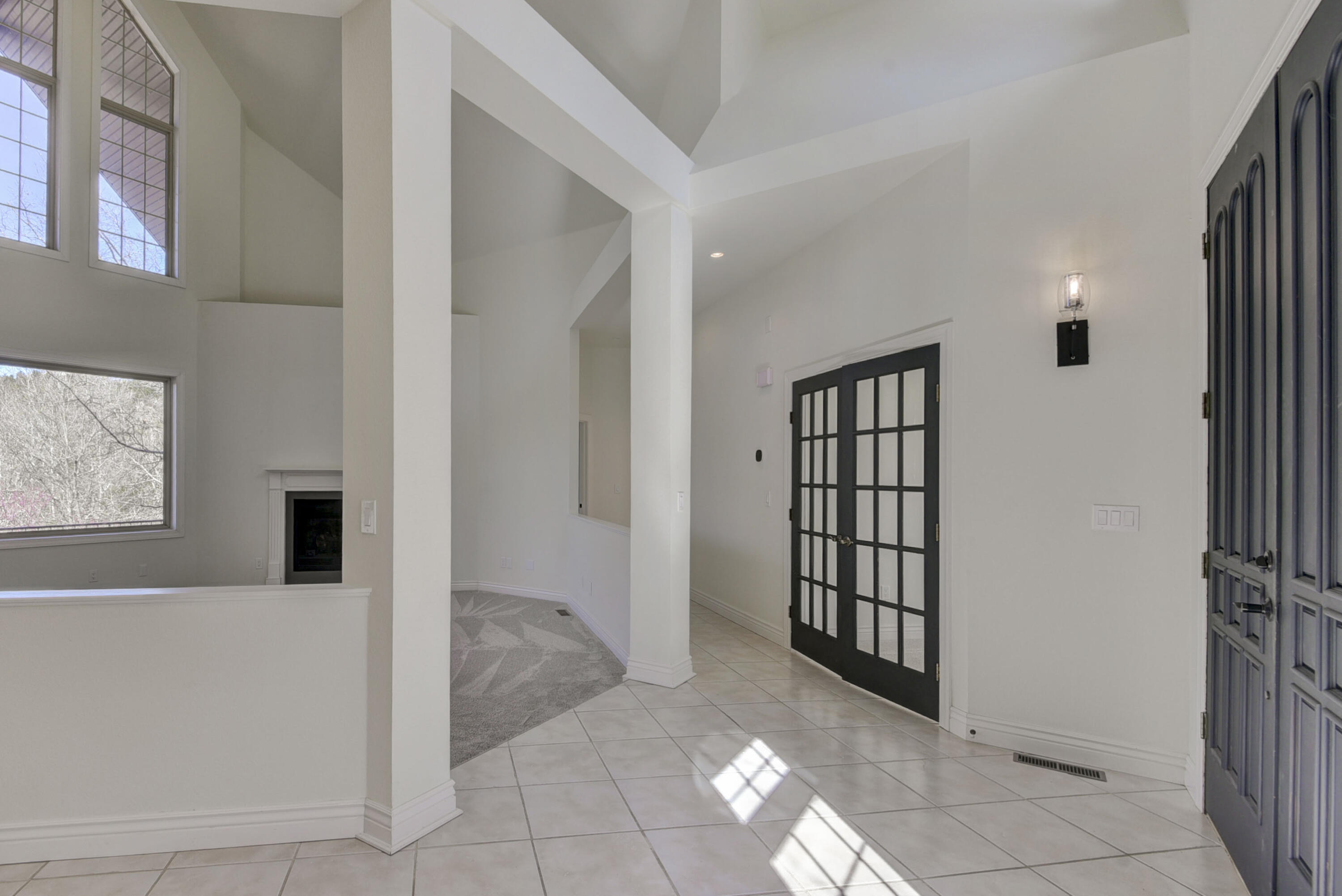 401 Silverwood Circle Property Photo 8