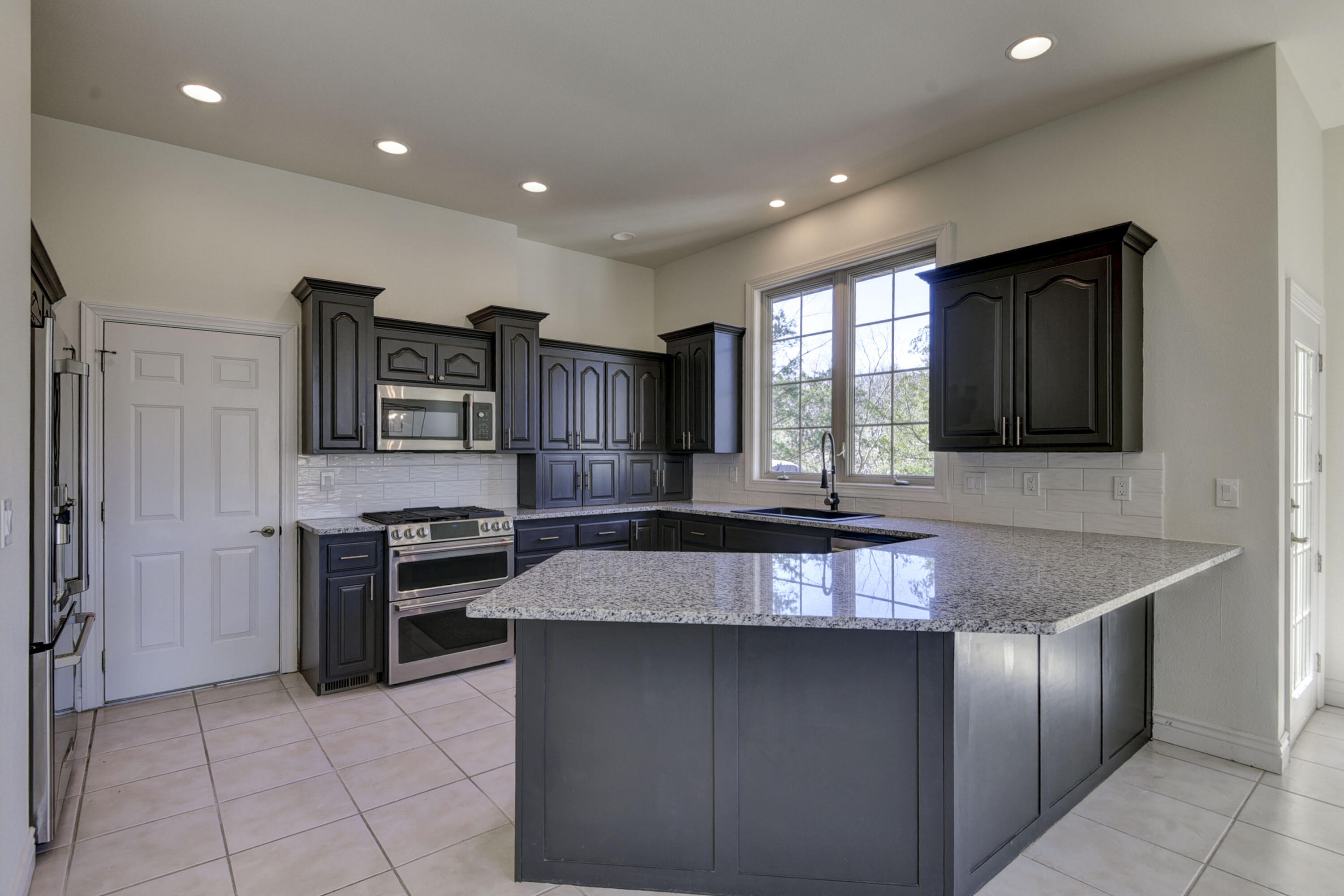 401 Silverwood Circle Property Photo 10
