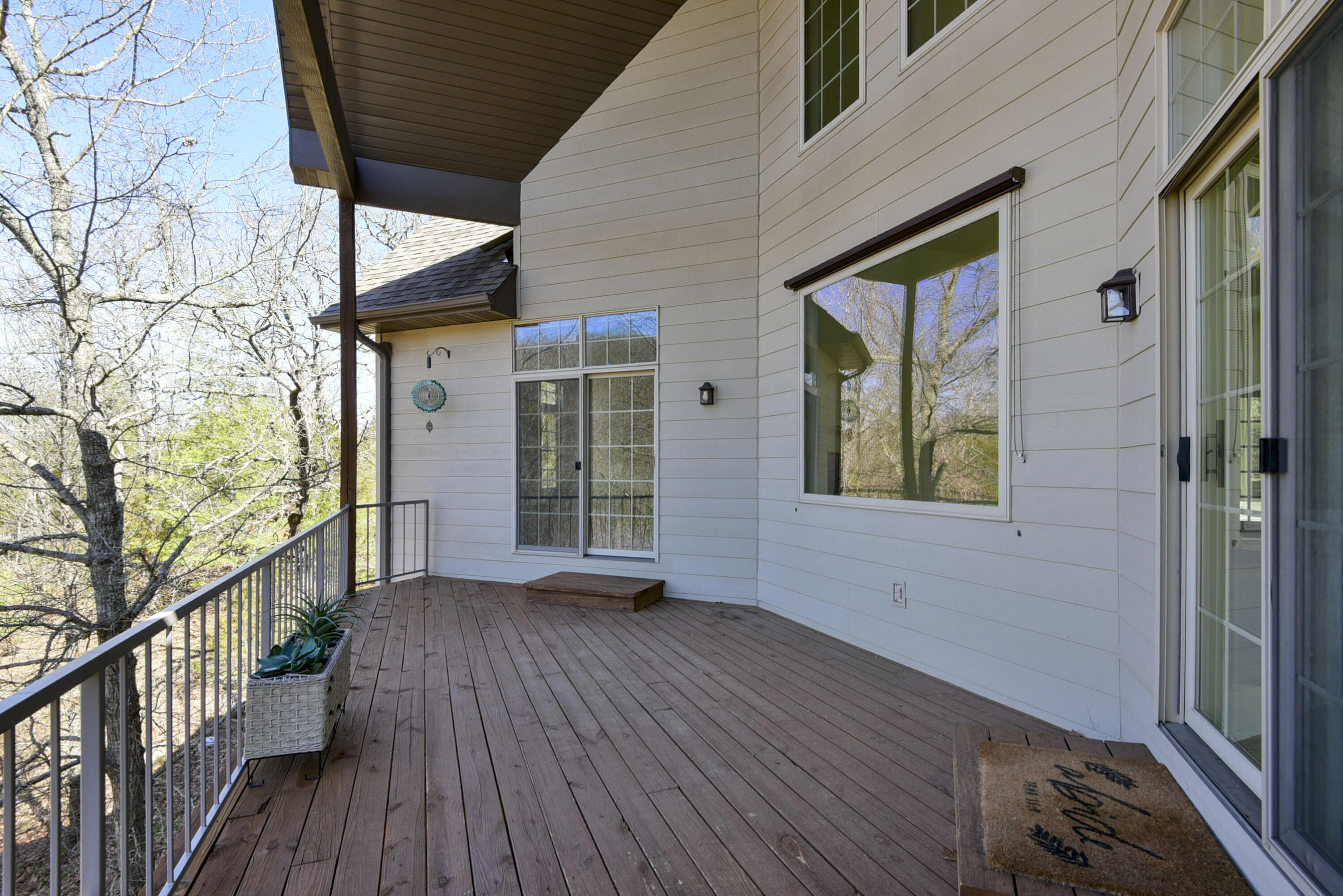 401 Silverwood Circle Property Photo 17
