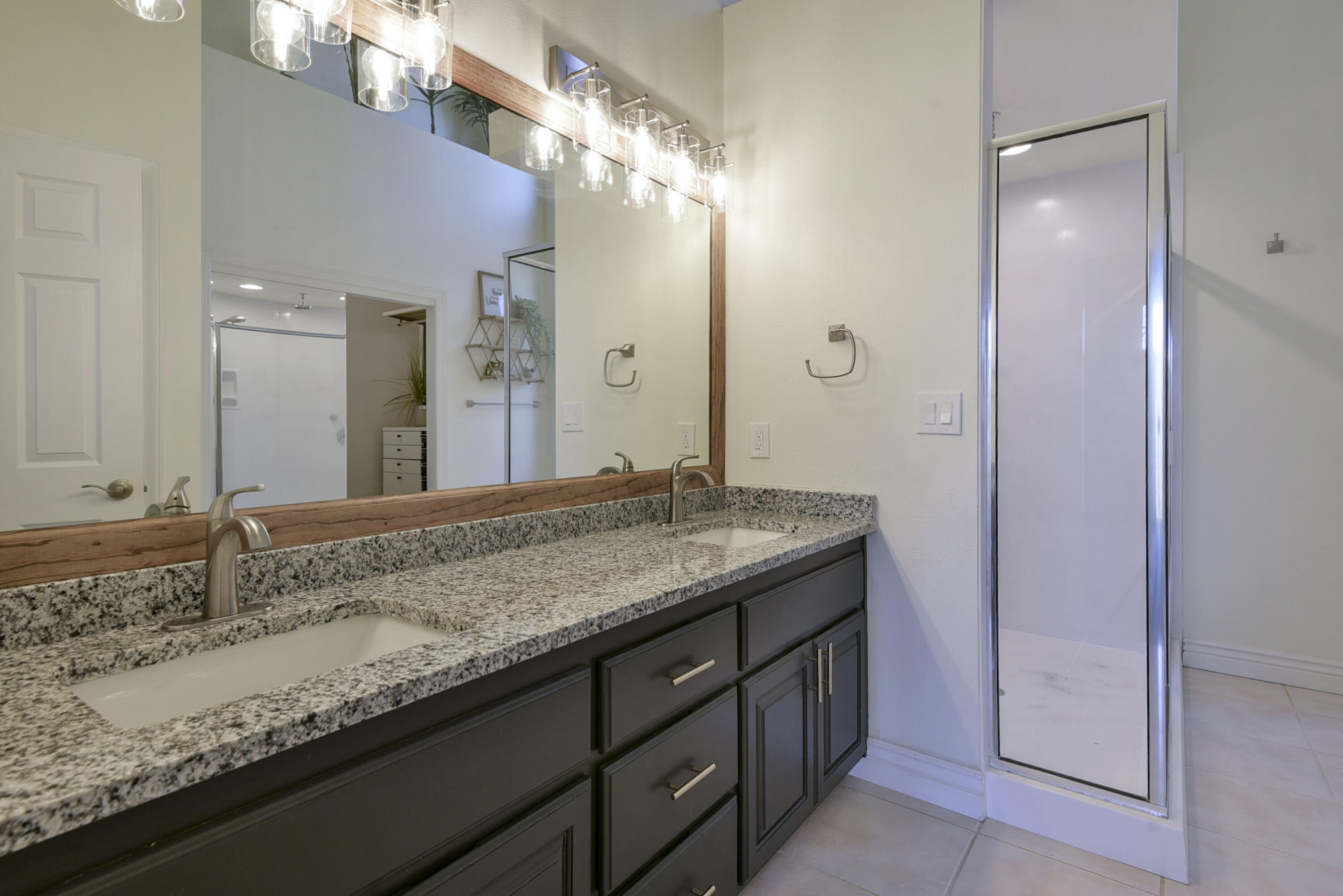 401 Silverwood Circle Property Photo 29