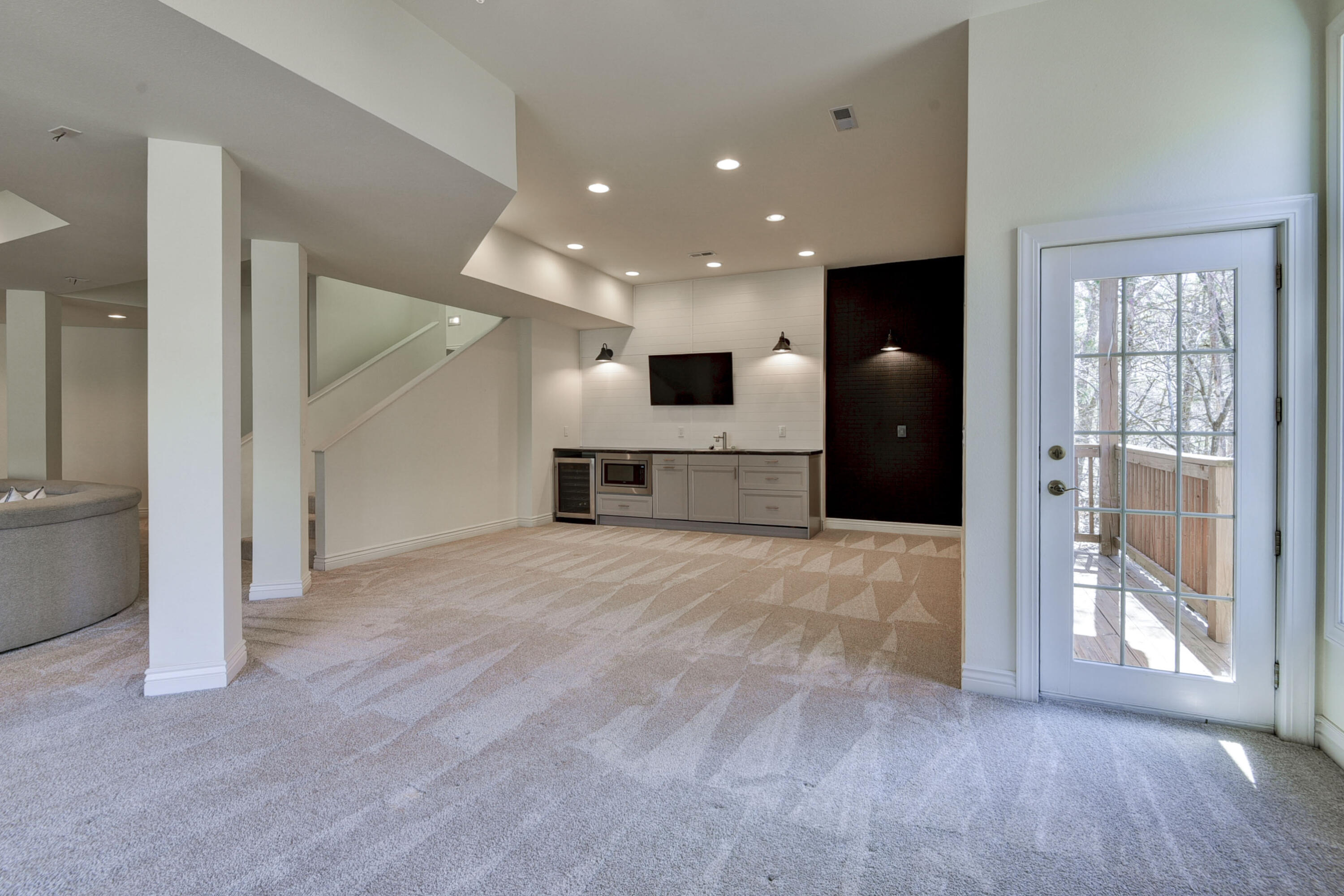 401 Silverwood Circle Property Photo 43