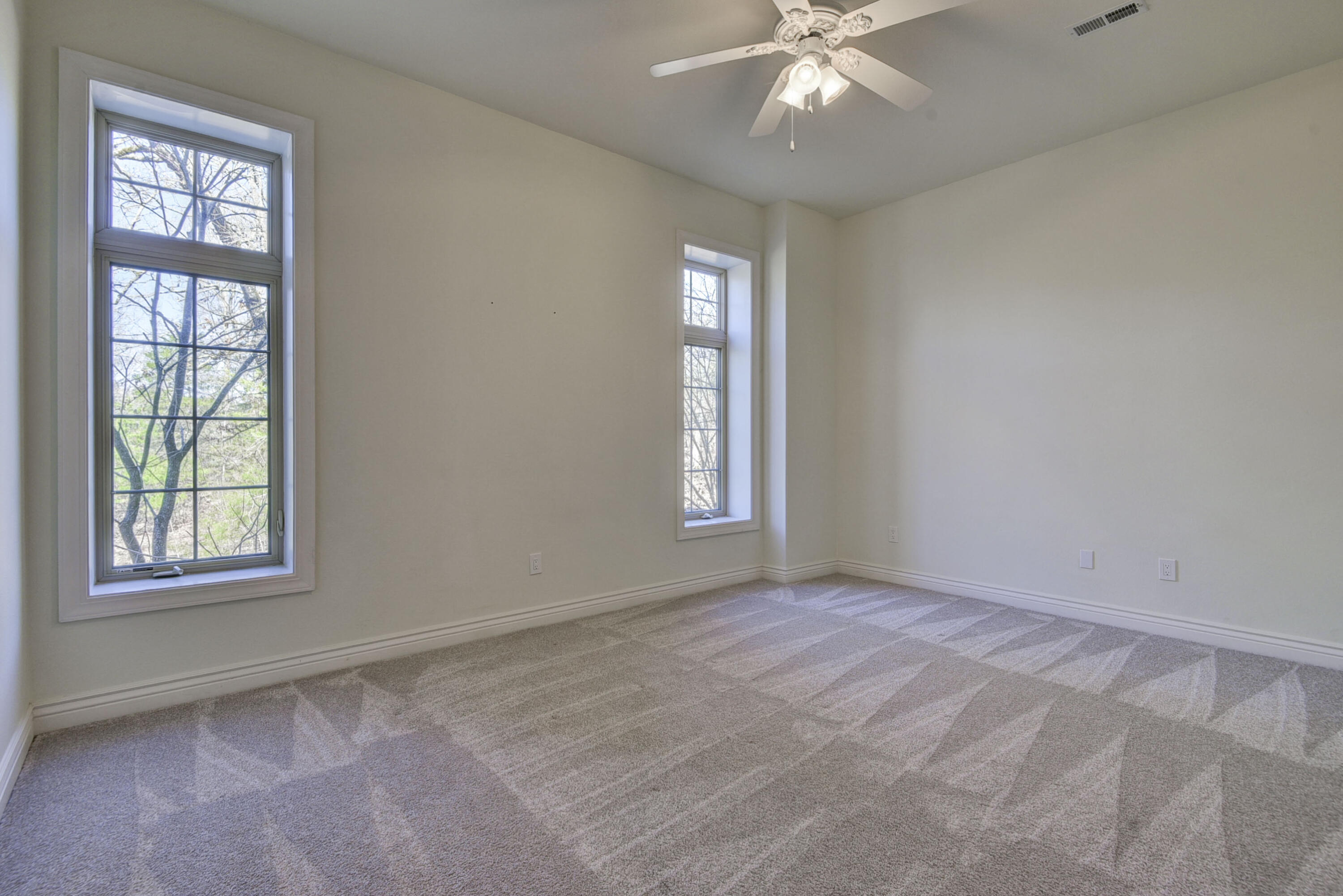 401 Silverwood Circle Property Photo 46