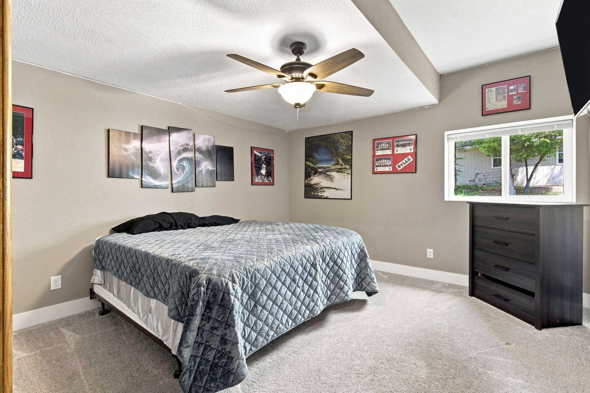 2 Golden Circle Property Photo 20