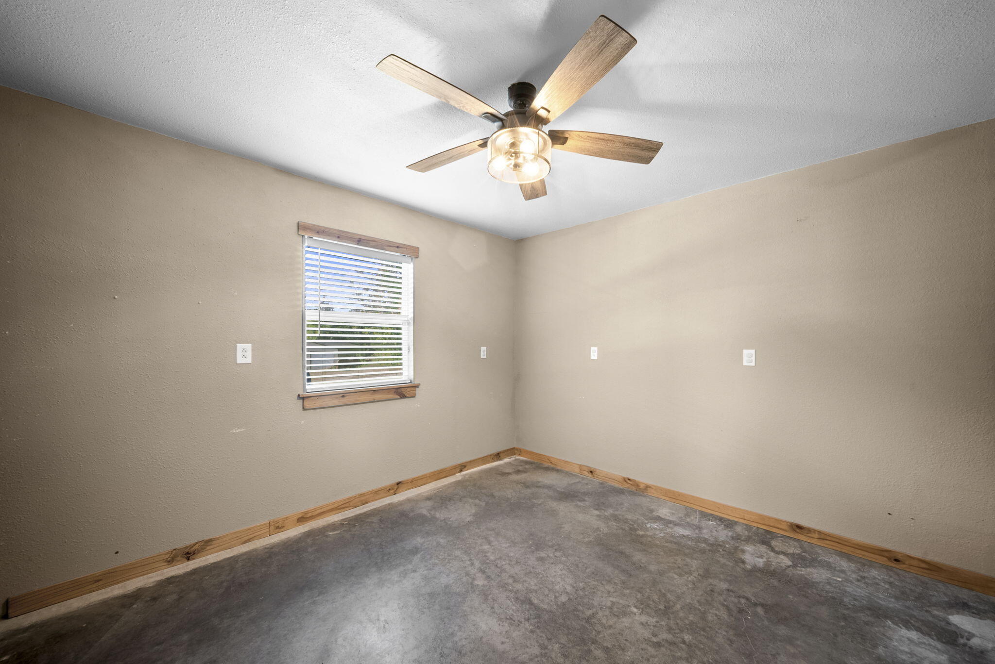 681 & 825 Windwalker Lane Property Photo 23