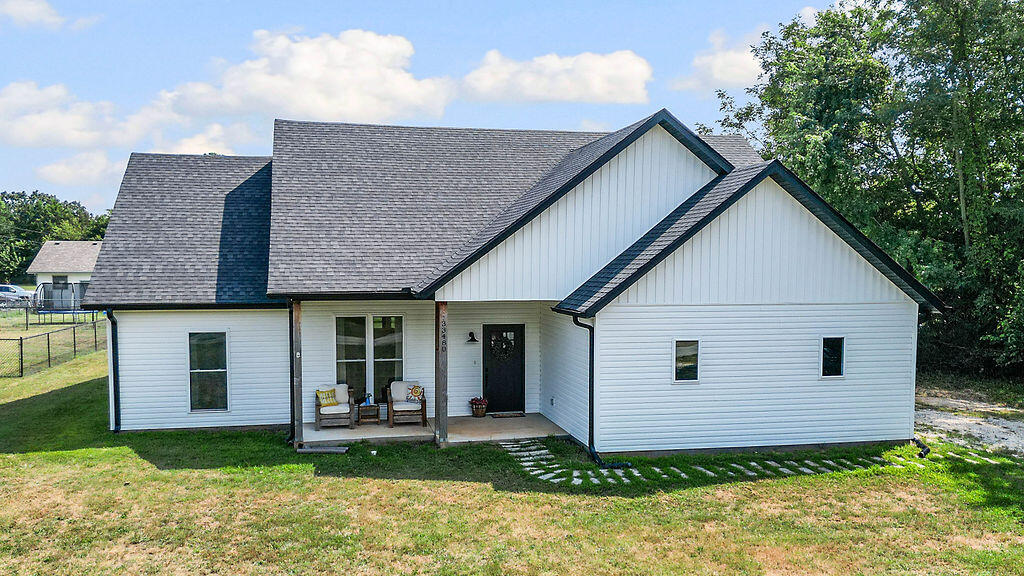 33480 State Highway 112 Property Photo 1