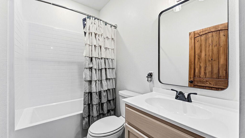 33480 State Highway 112 Property Photo 24