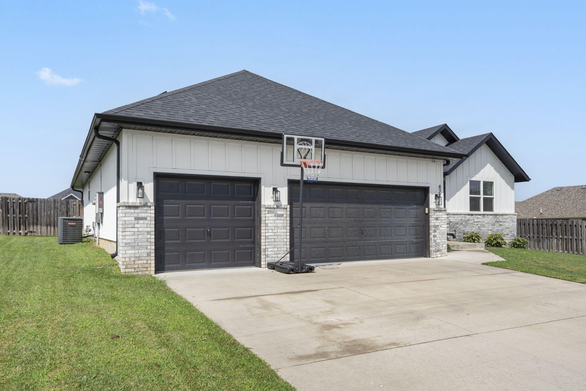 4247 Tuscany Circle Property Photo 2
