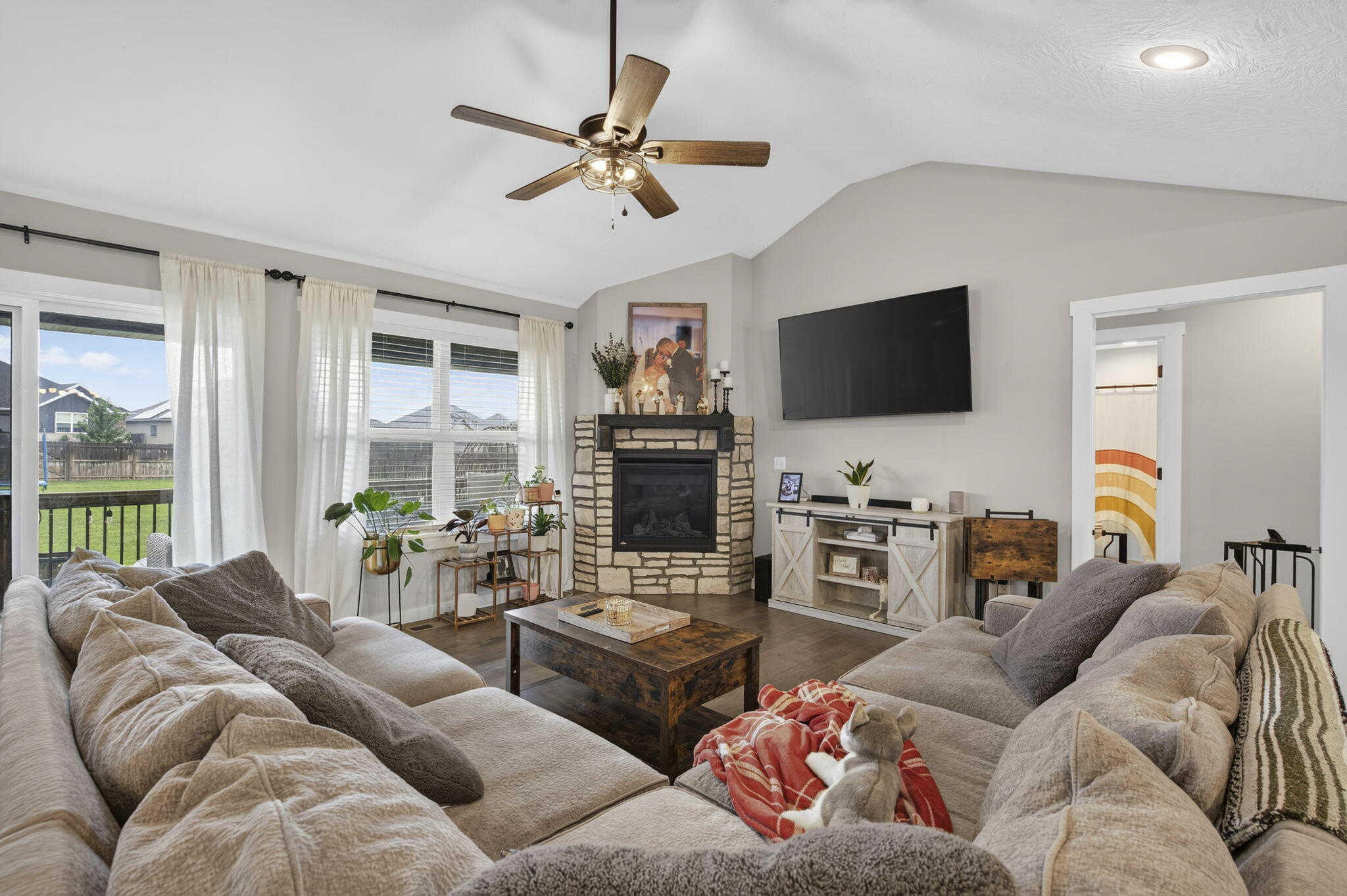 4247 Tuscany Circle Property Photo 4