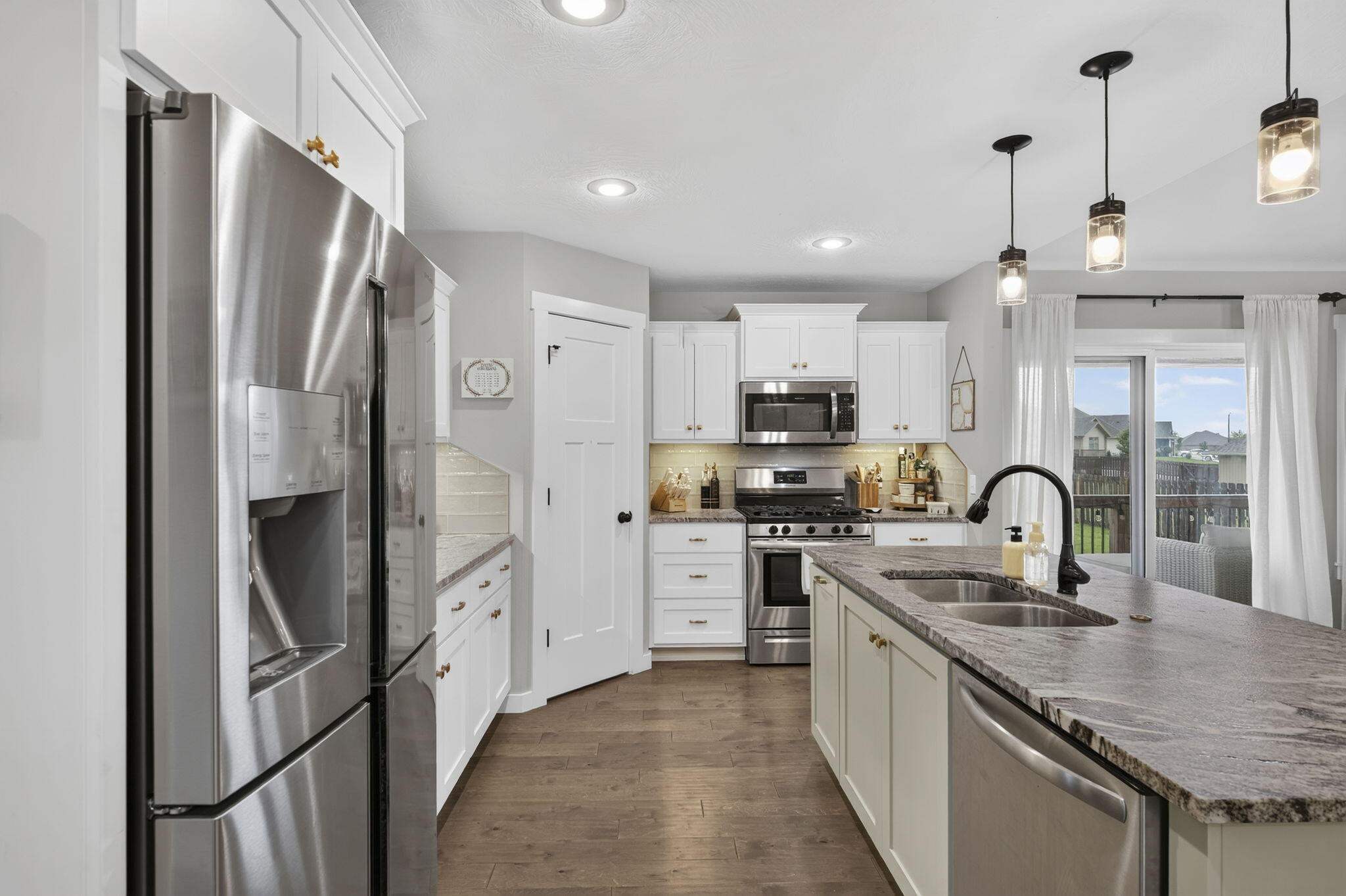 4247 Tuscany Circle Property Photo 9