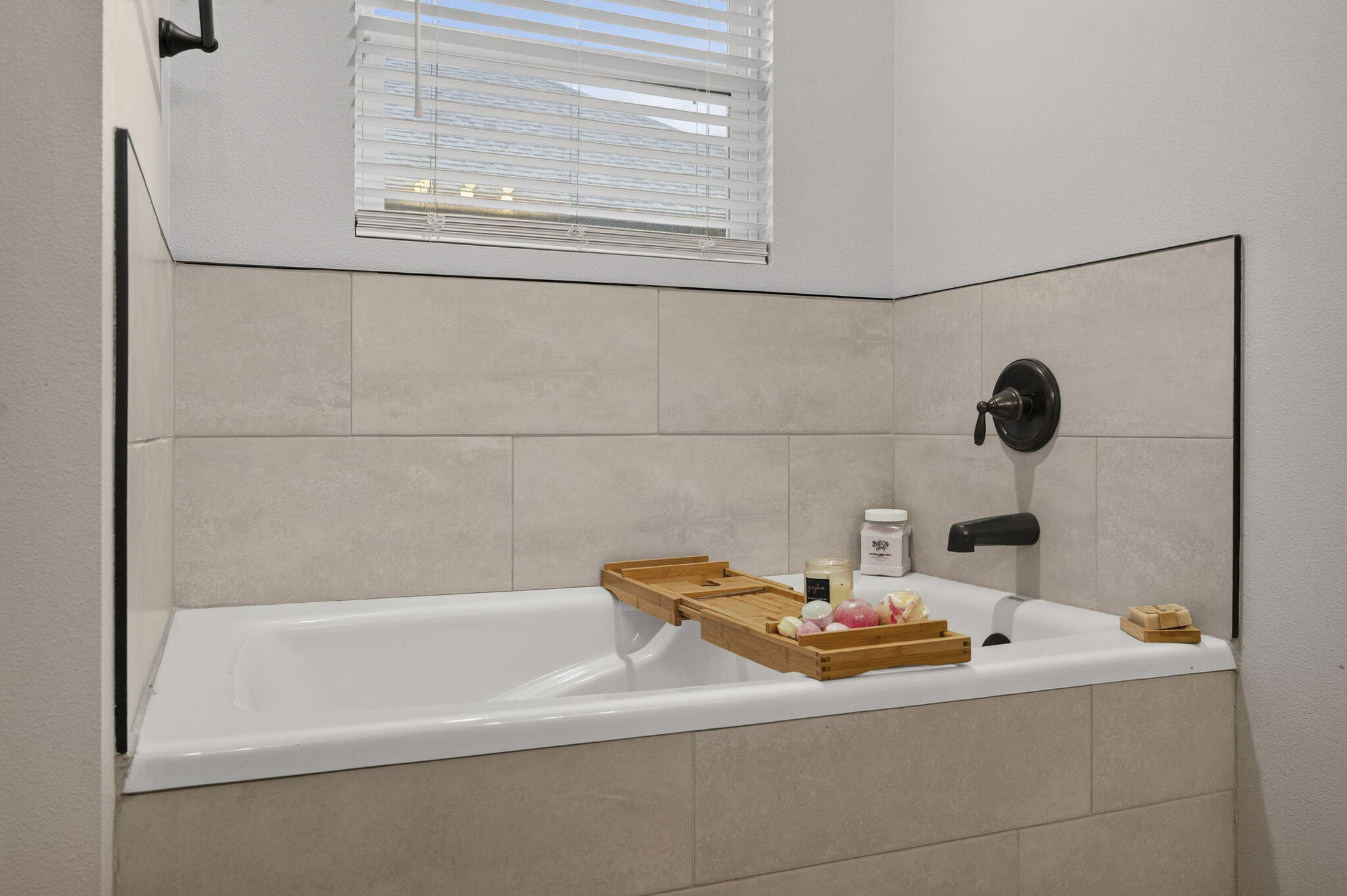 4247 Tuscany Circle Property Photo 19