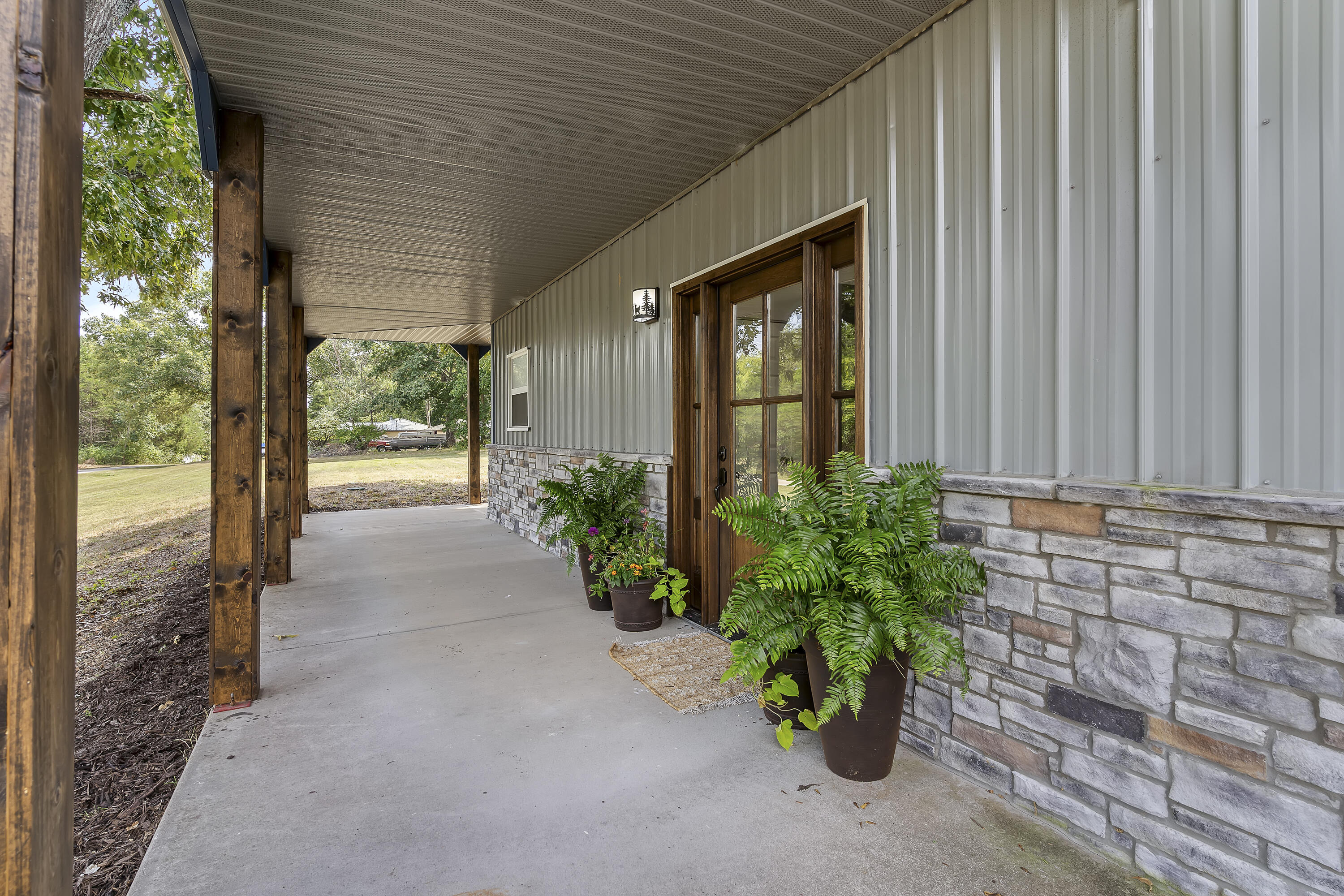 557 South Deer Run Street Property Photo 5