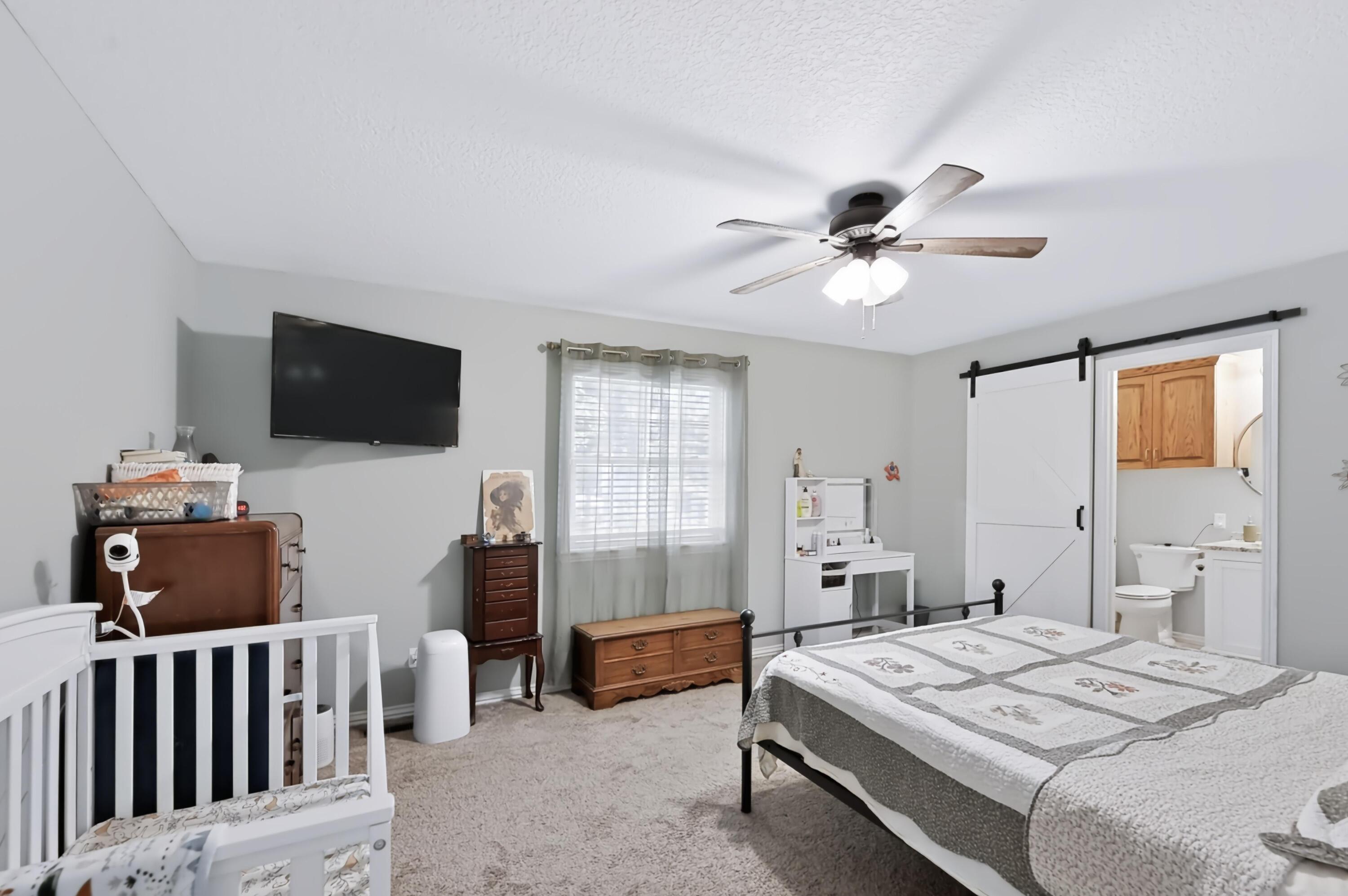 2010 Sally Ann Avenue Property Photo 13