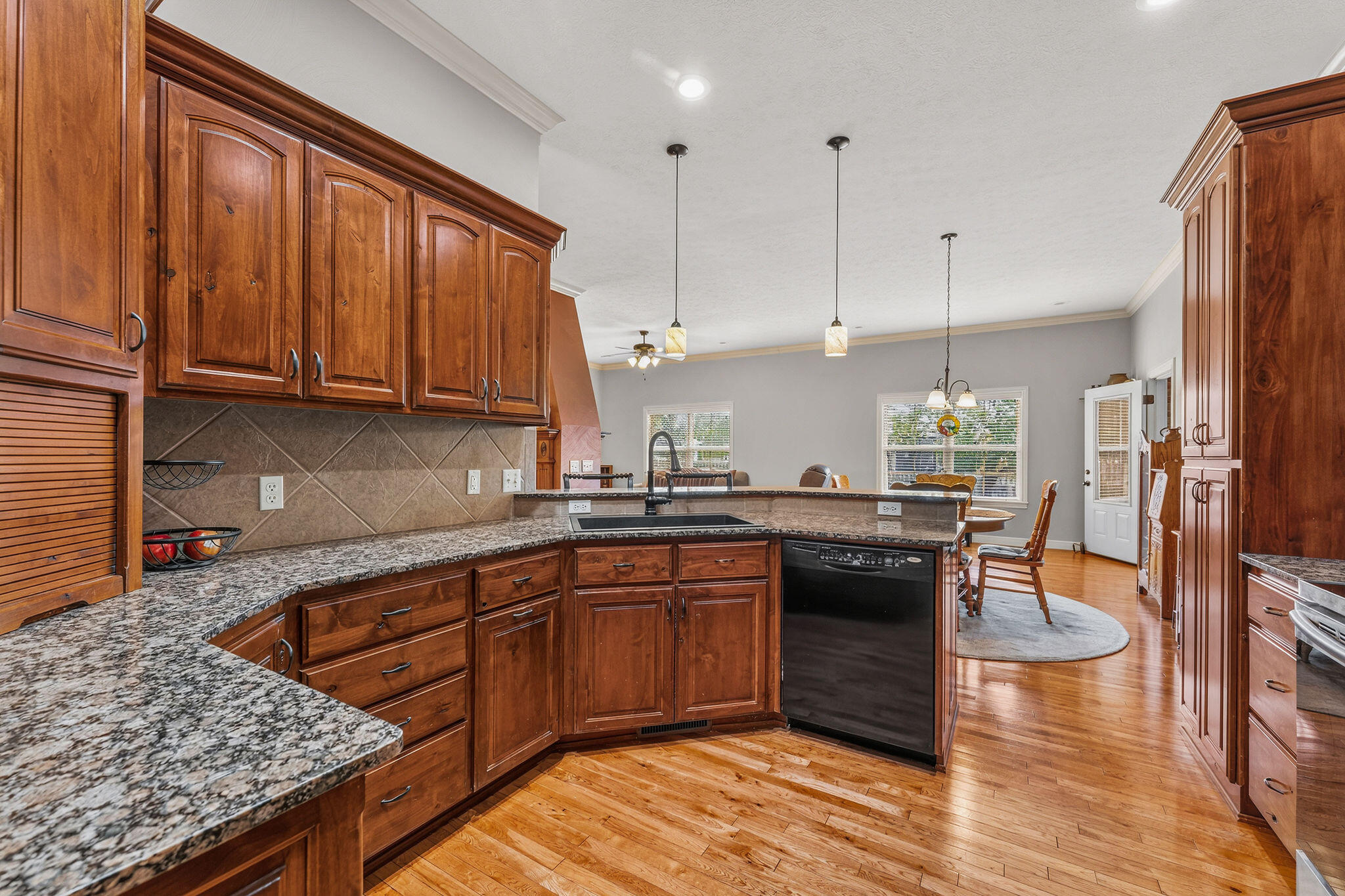 1409 North Wicklow Road Property Photo 11