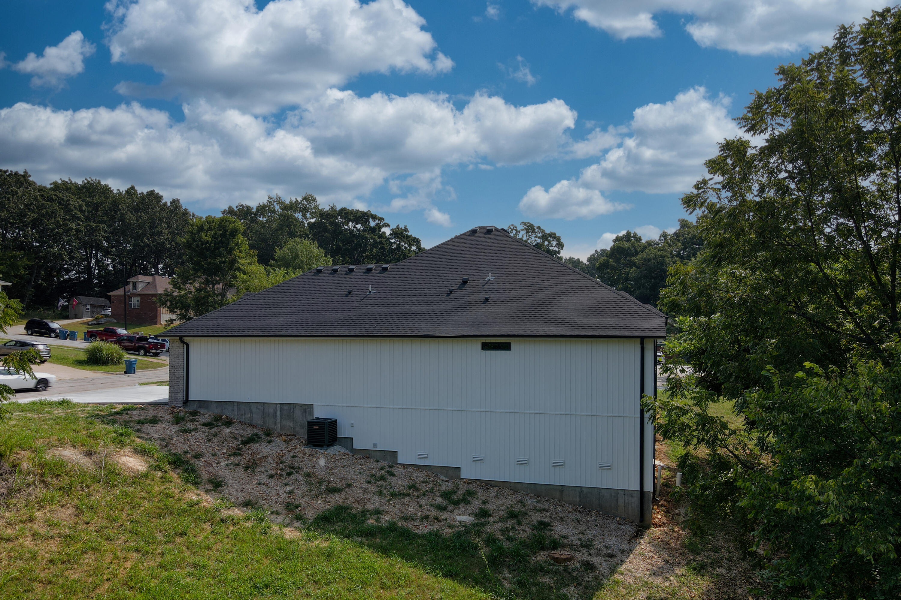 2014 East Jay Street Property Photo 8