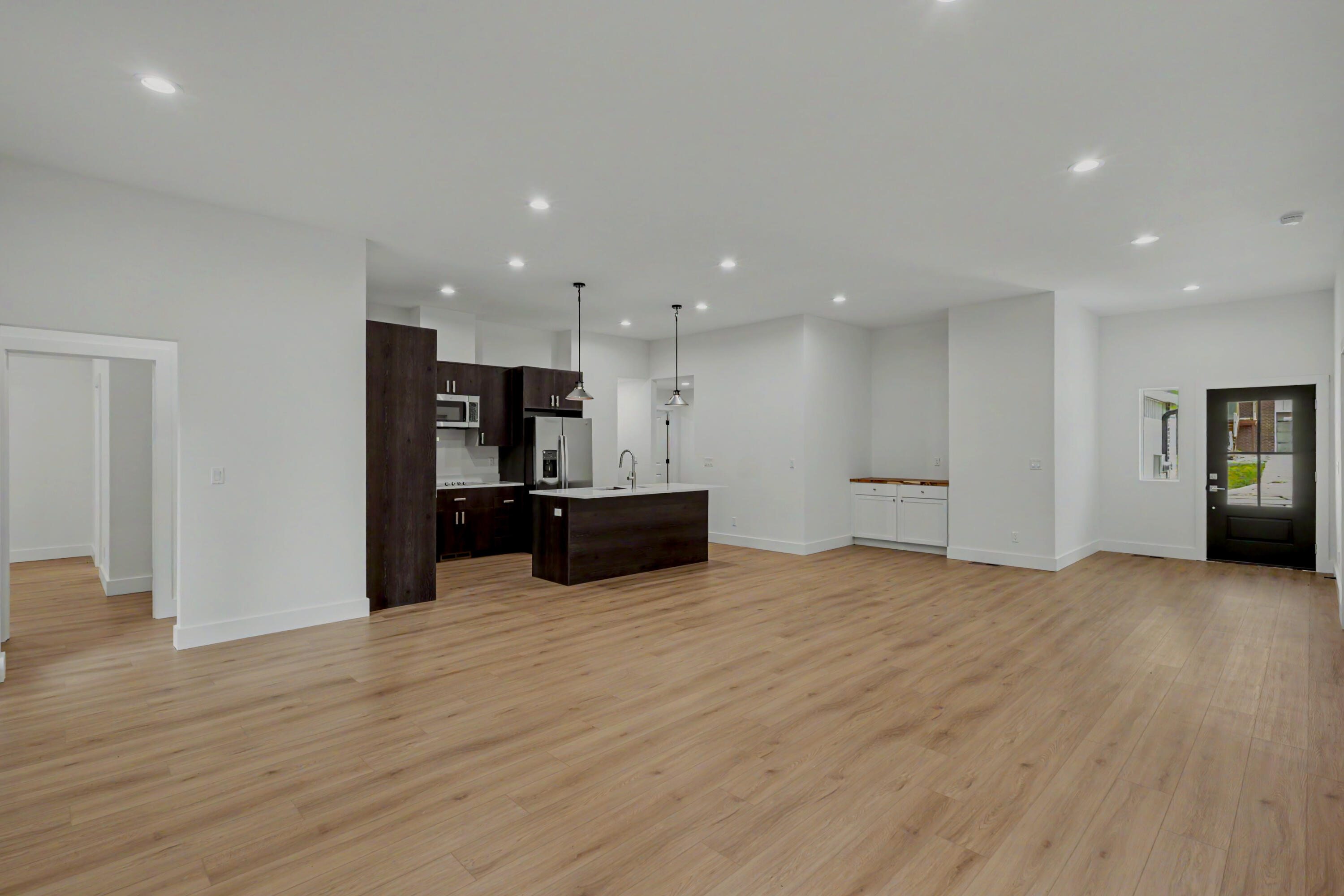 2014 East Jay Street Property Photo 17