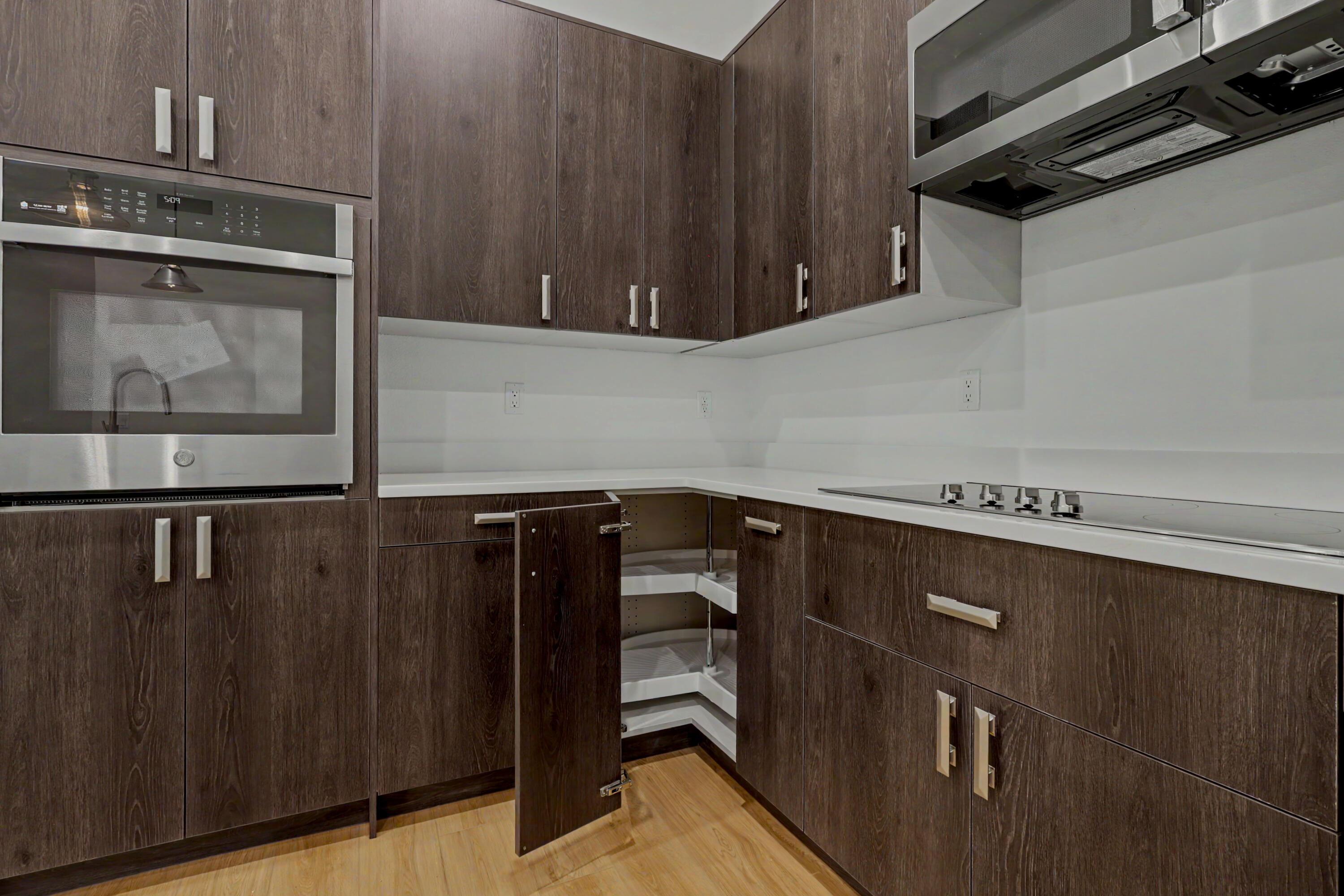 2014 East Jay Street Property Photo 25
