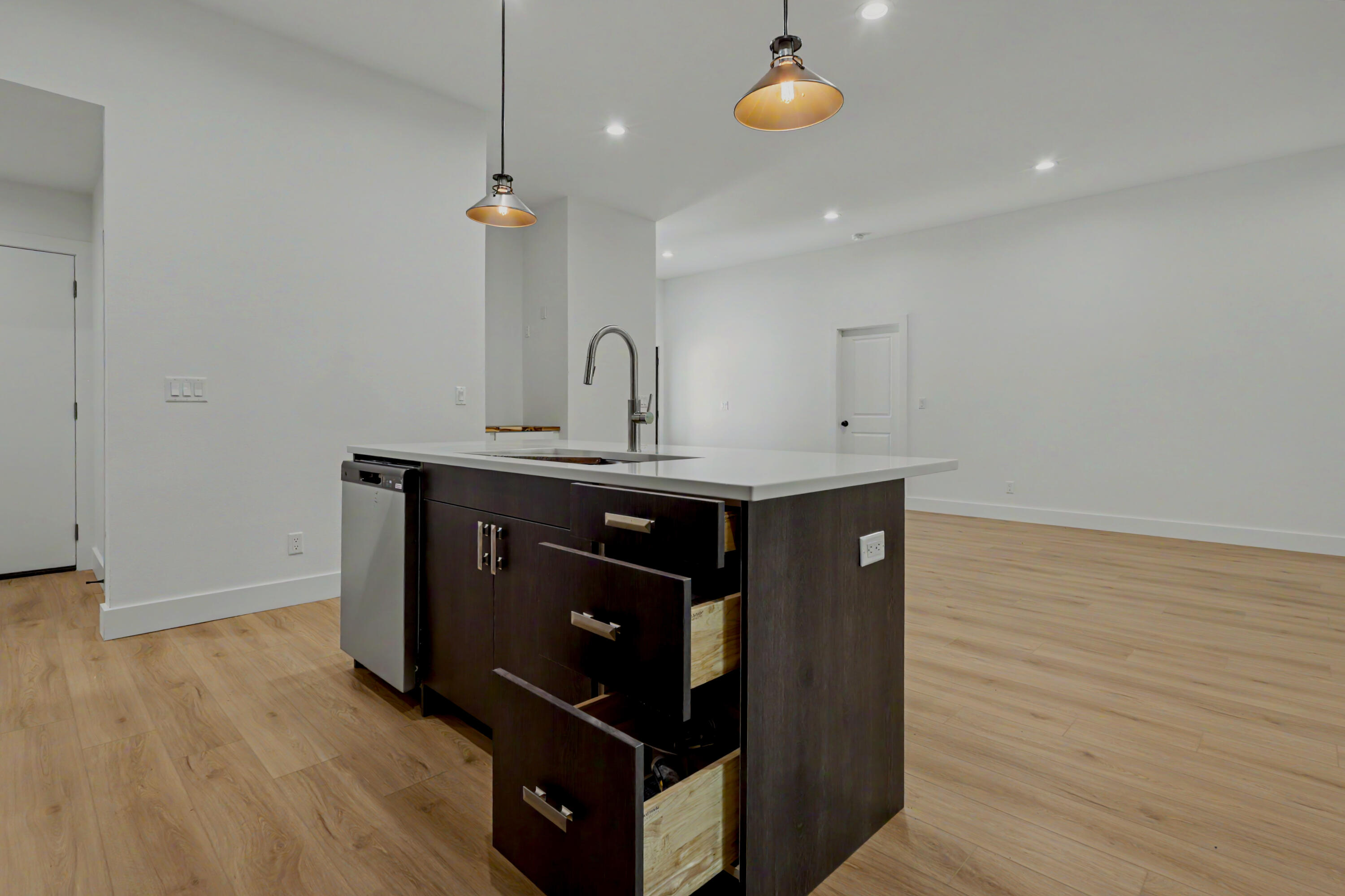 2014 East Jay Street Property Photo 27