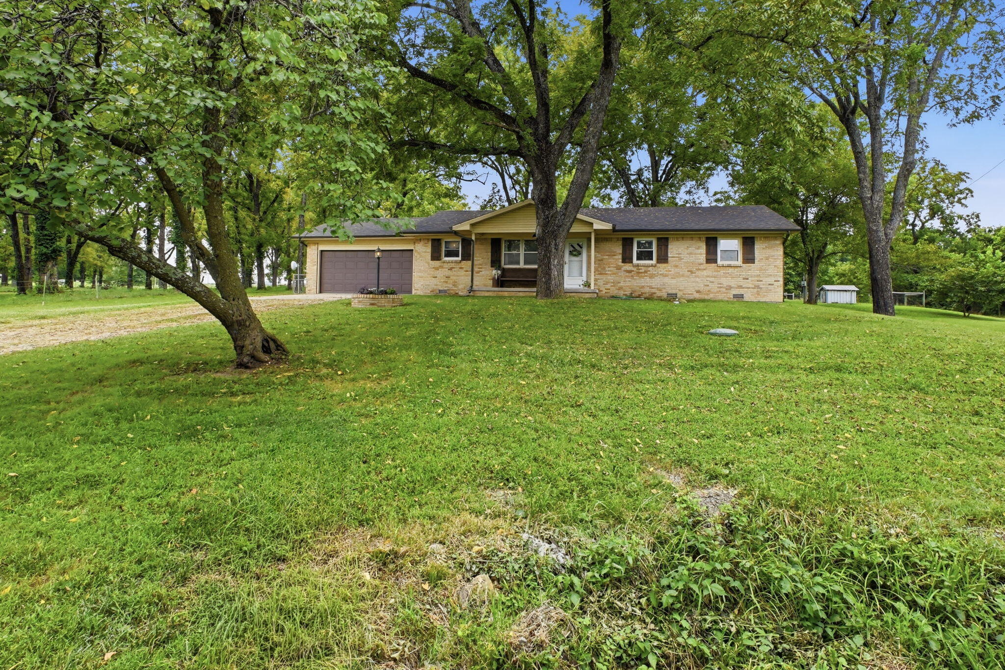 1031 North Lemmon Avenue Property Photo 33