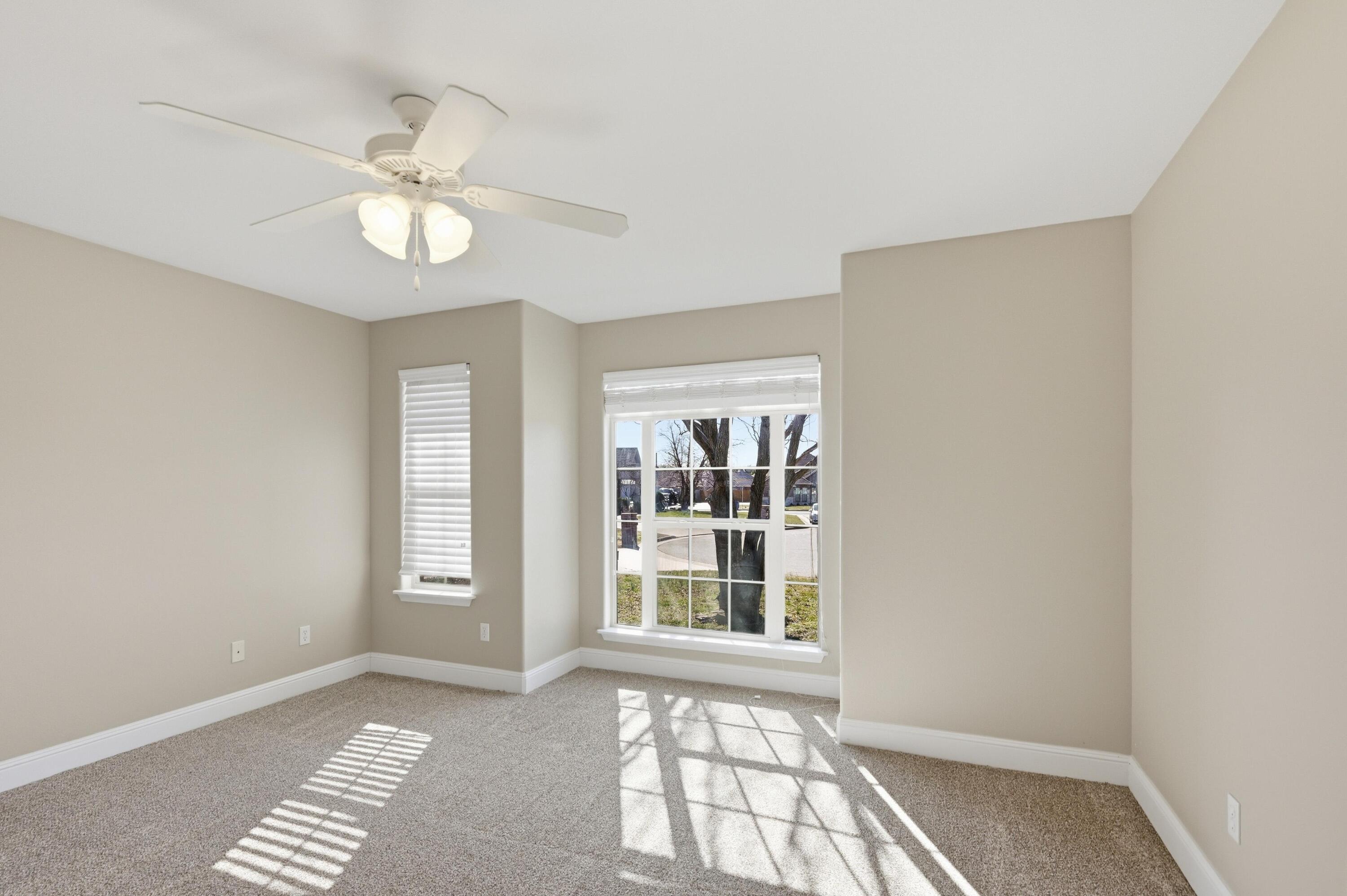 1513 Arthurs Court Property Photo 17