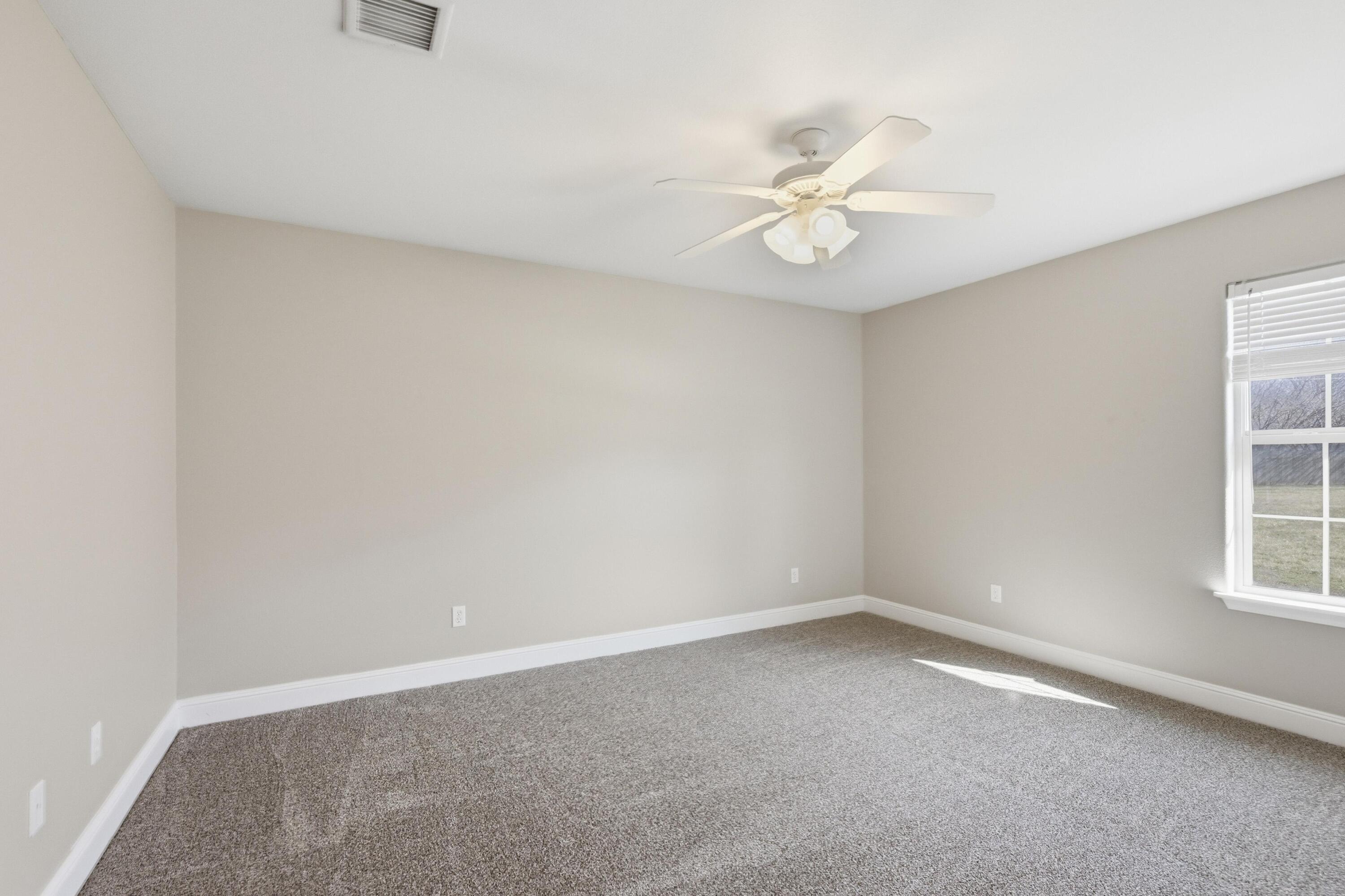 1513 Arthurs Court Property Photo 22