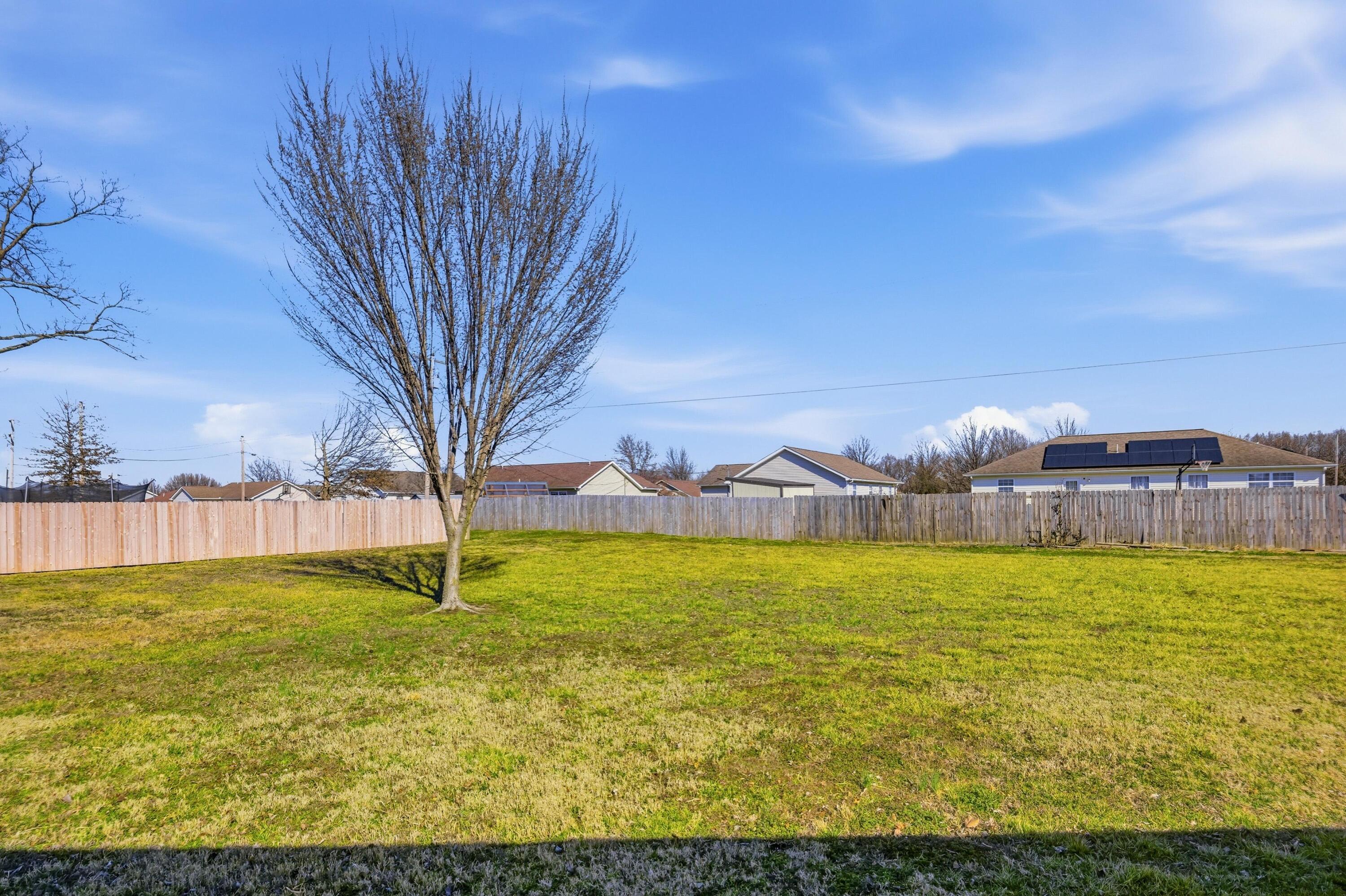 1513 Arthurs Court Property Photo 35