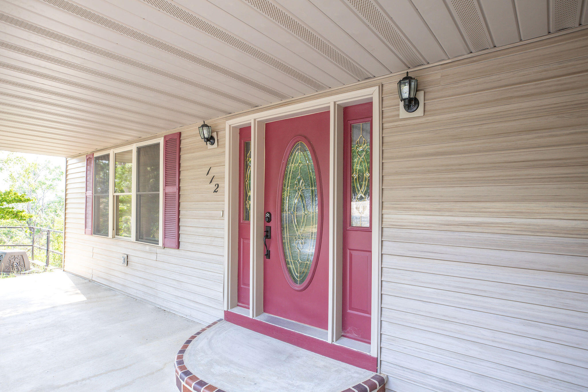 112 Stoney Ridge Drive Property Photo 3