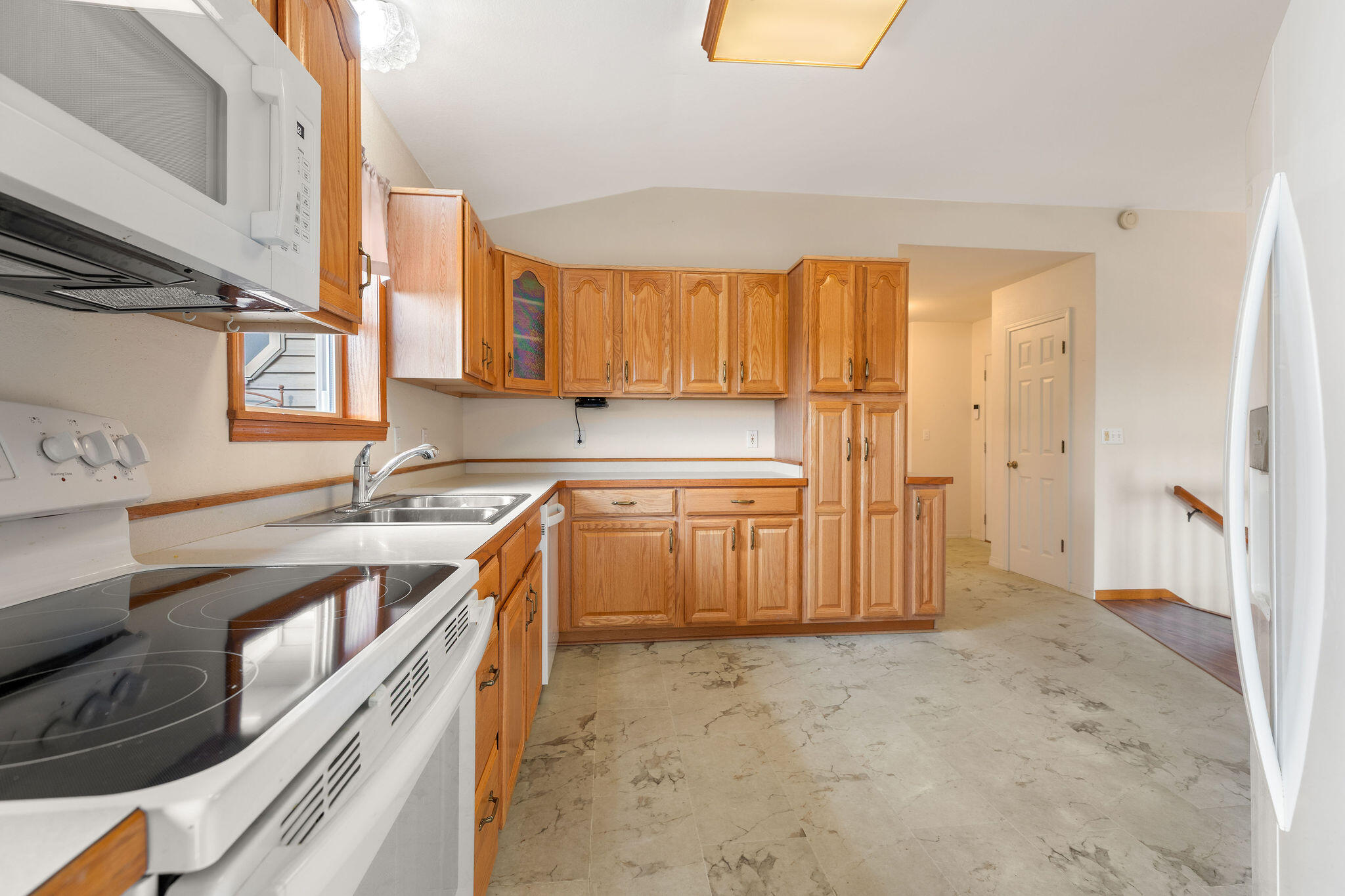 112 Stoney Ridge Drive Property Photo 8