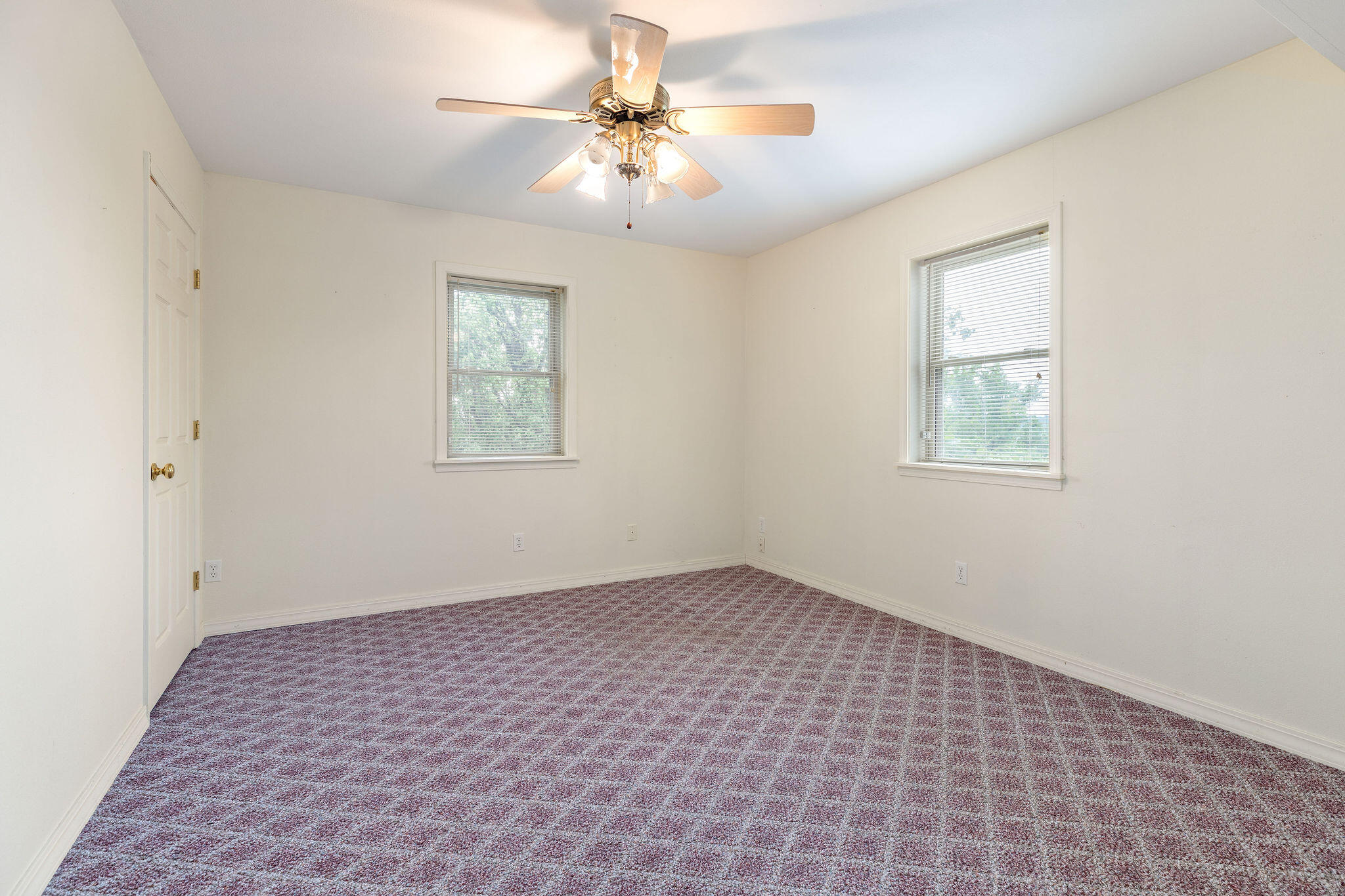 112 Stoney Ridge Drive Property Photo 24
