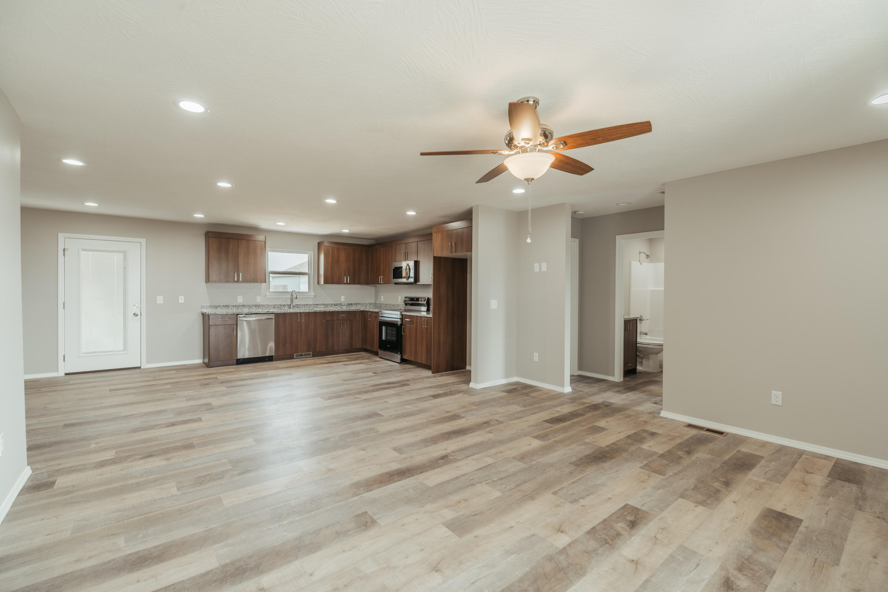 1217 East Macon Street Property Photo 4