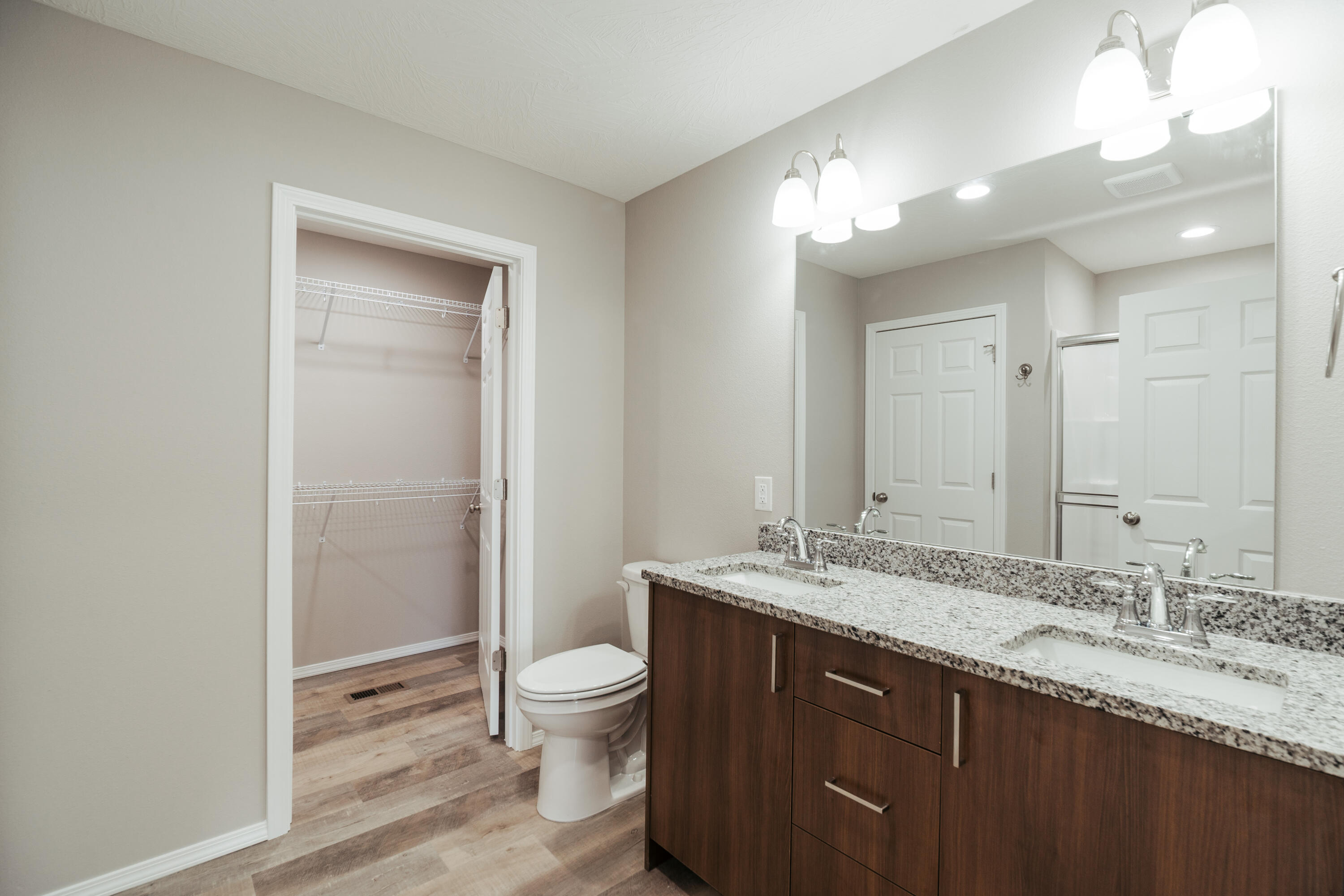 1217 East Macon Street Property Photo 14