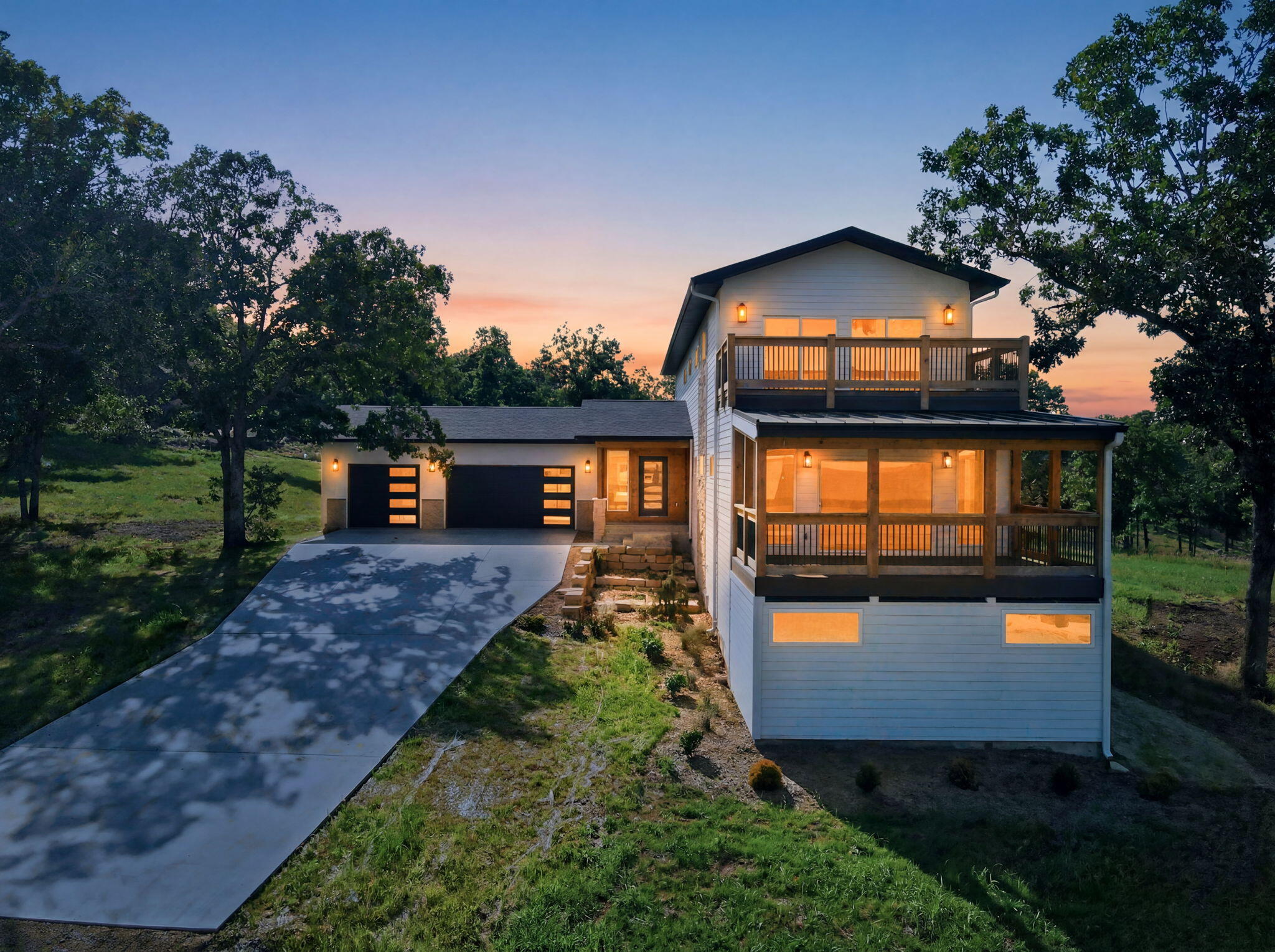 27671 Drifters Boulevard Property Photo 1