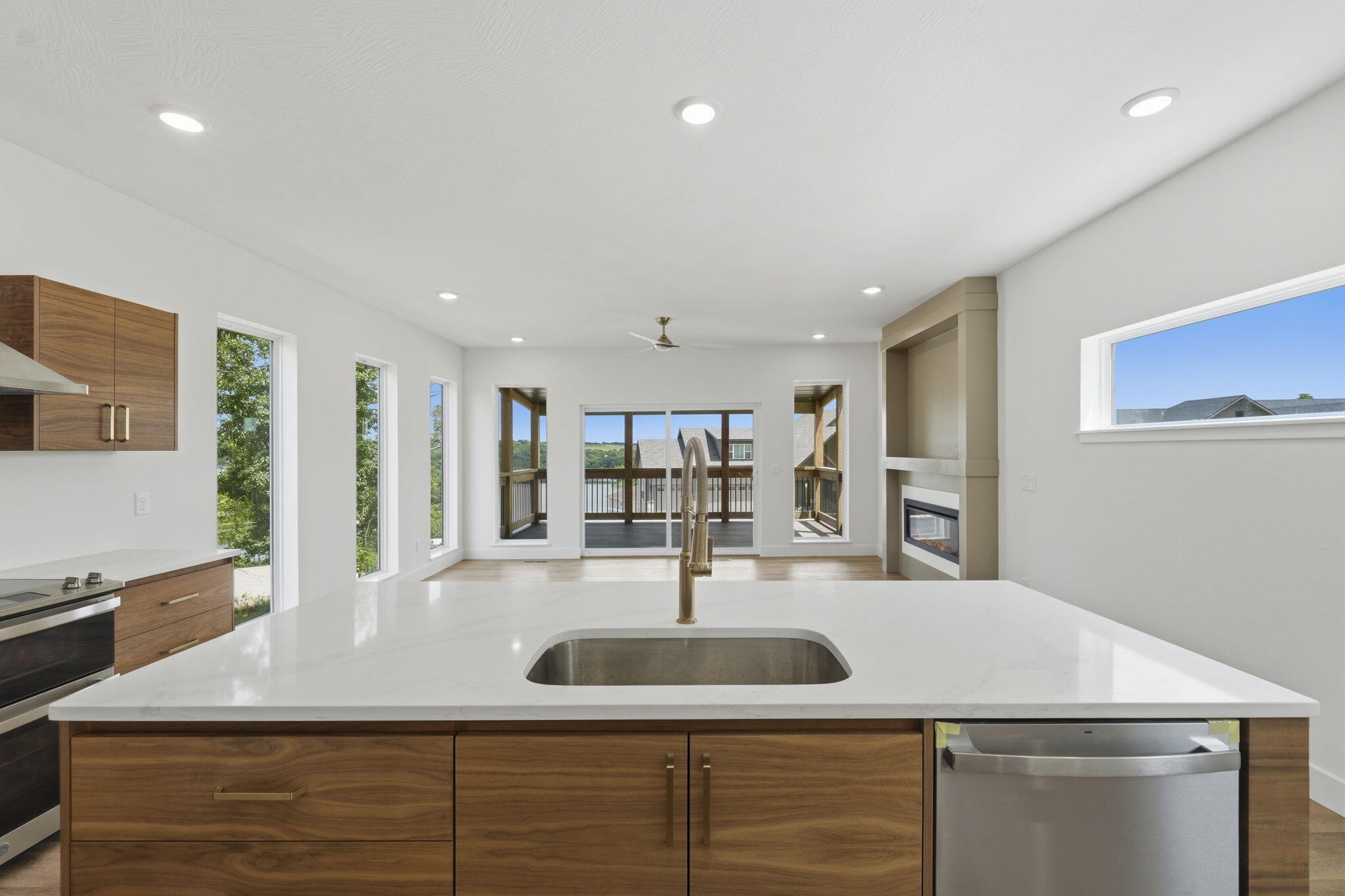 27671 Drifters Boulevard Property Photo 18