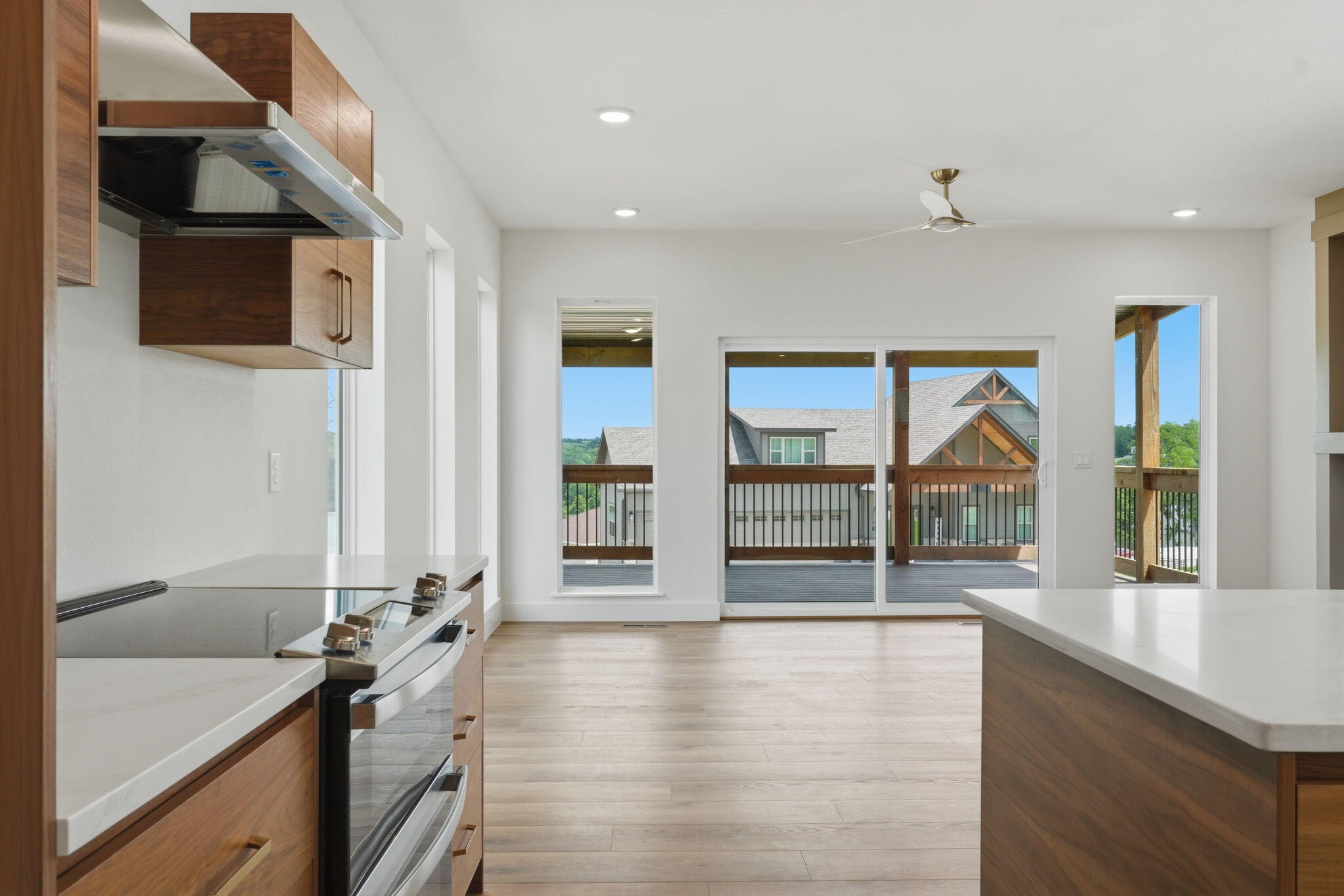 27671 Drifters Boulevard Property Photo 19