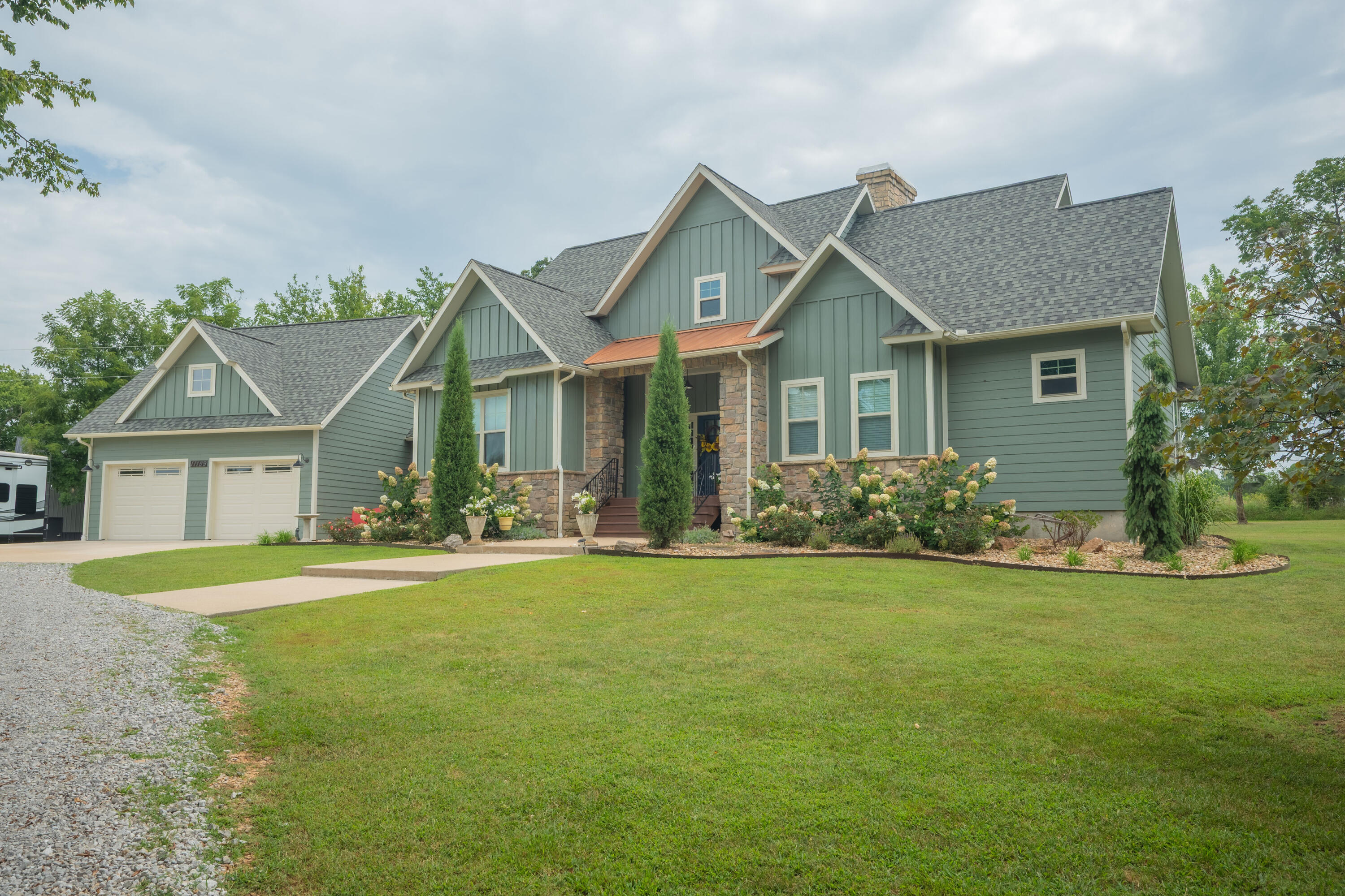 11159 Molly Lane Property Photo 6