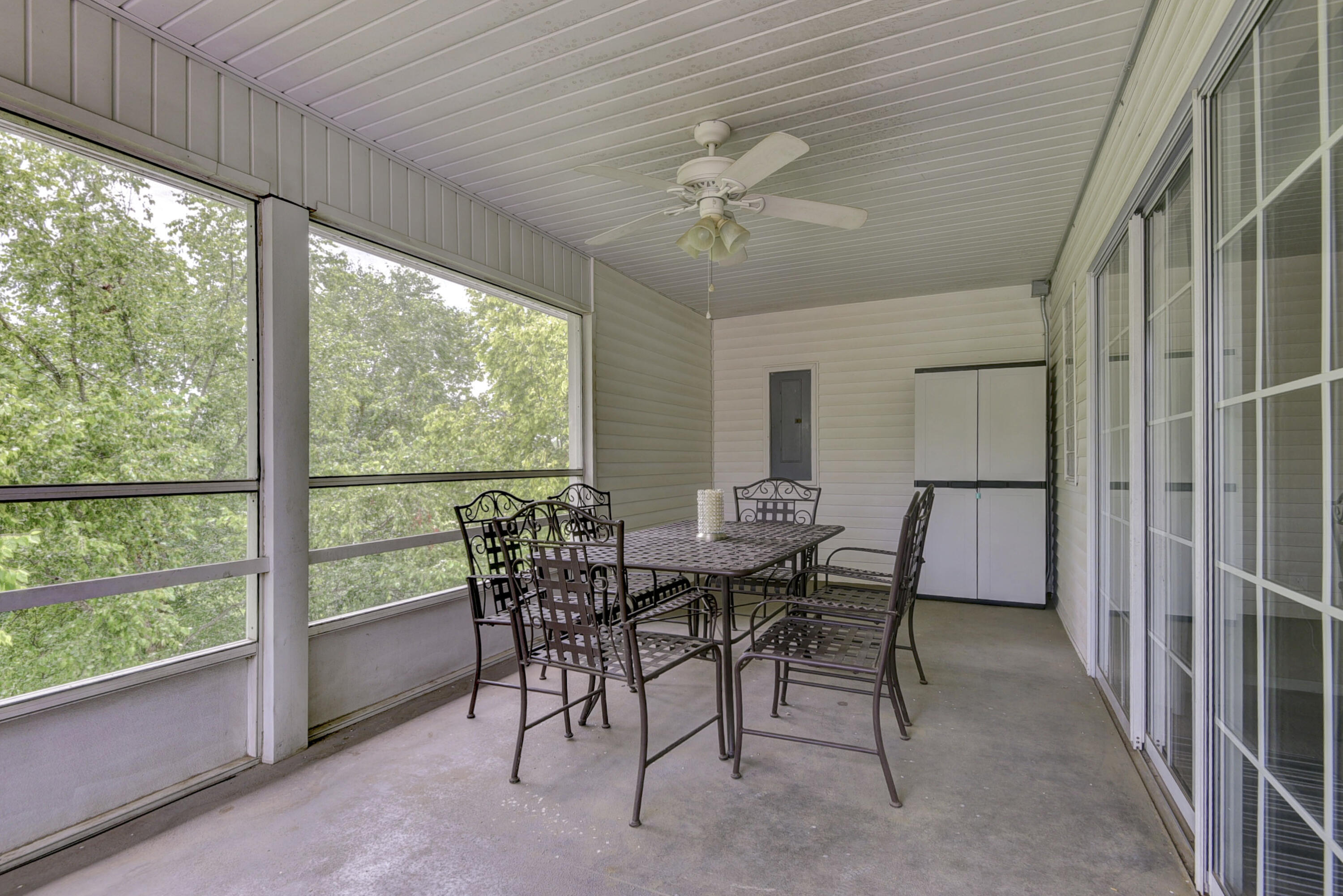 2800 Green Mountain Drive 240 Property Photo 28