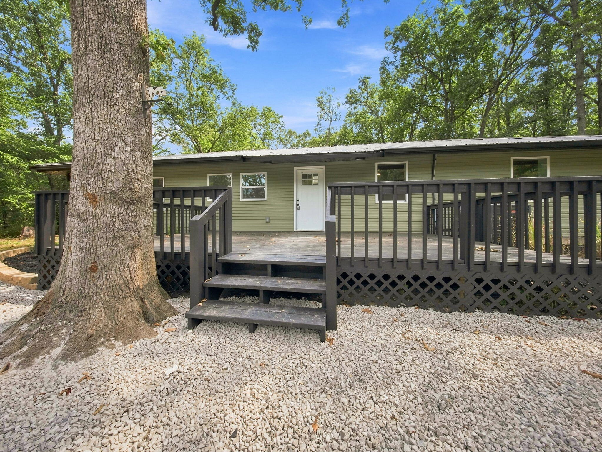 251 Friendship Drive Property Photo 6