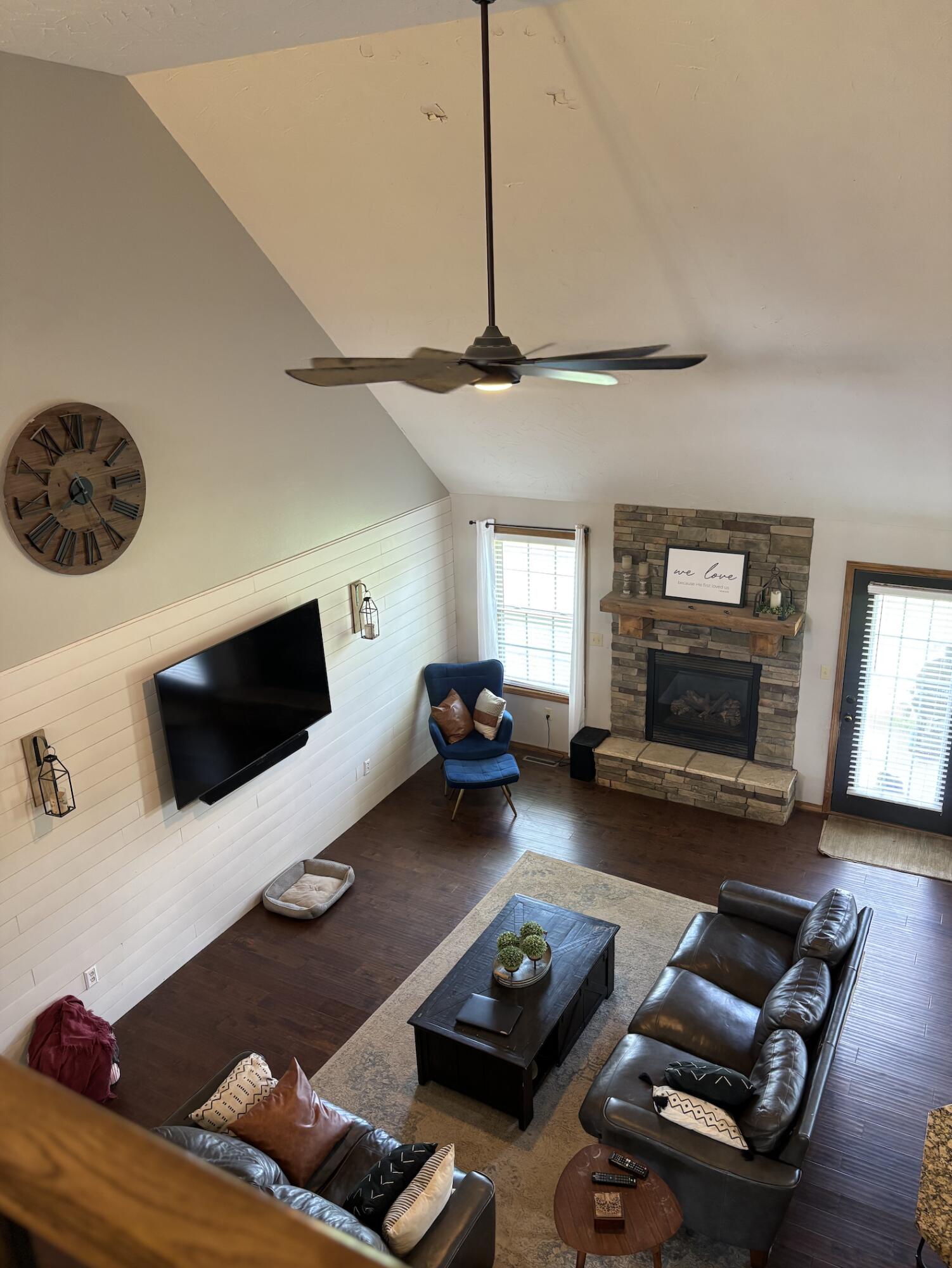 3504 North Ledgestone Drive Property Photo 11